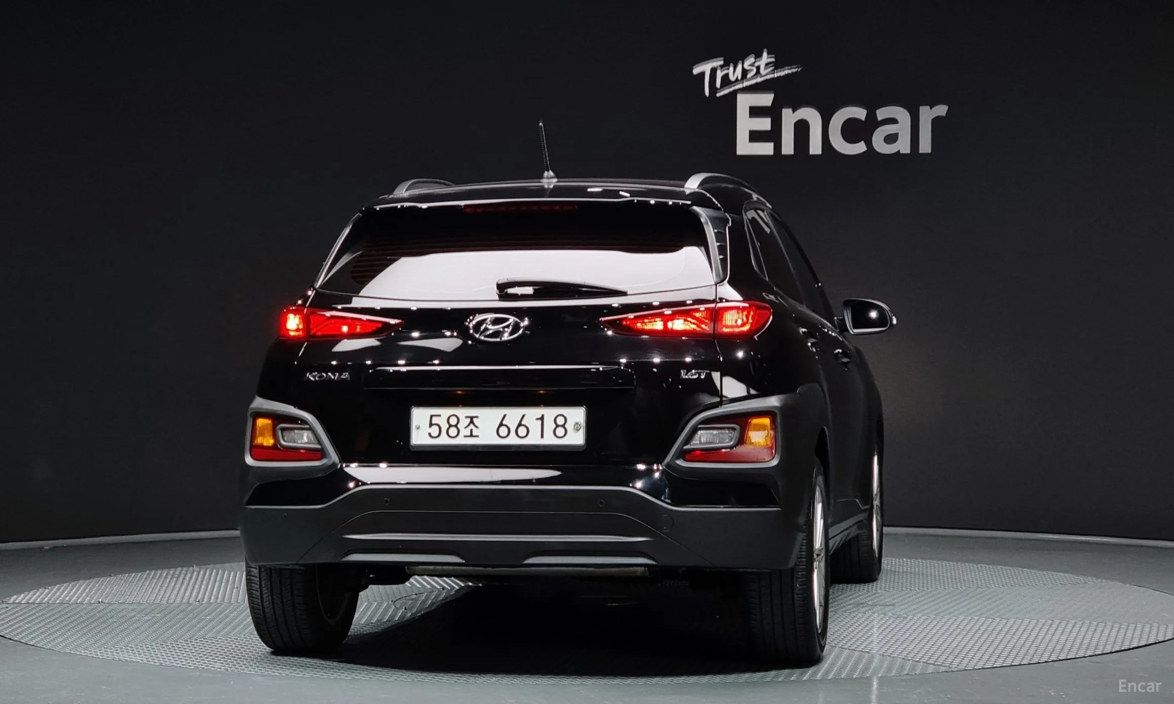 Hyundai Kona превью 3