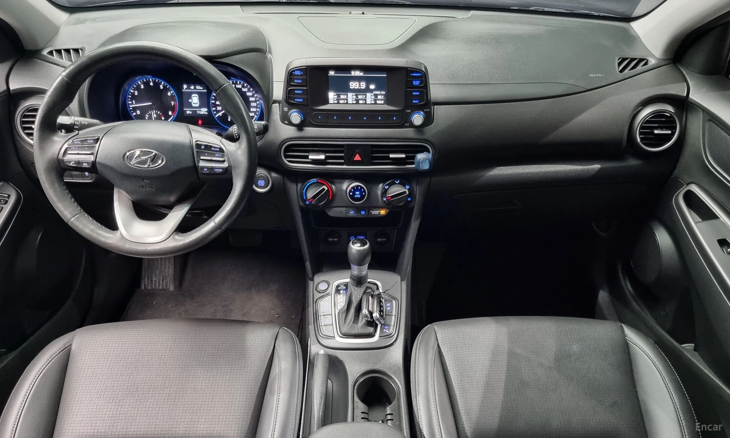 Hyundai Kona превью 4