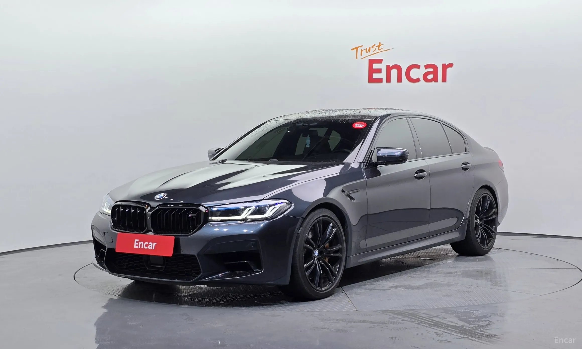 BMW M5 (F90)