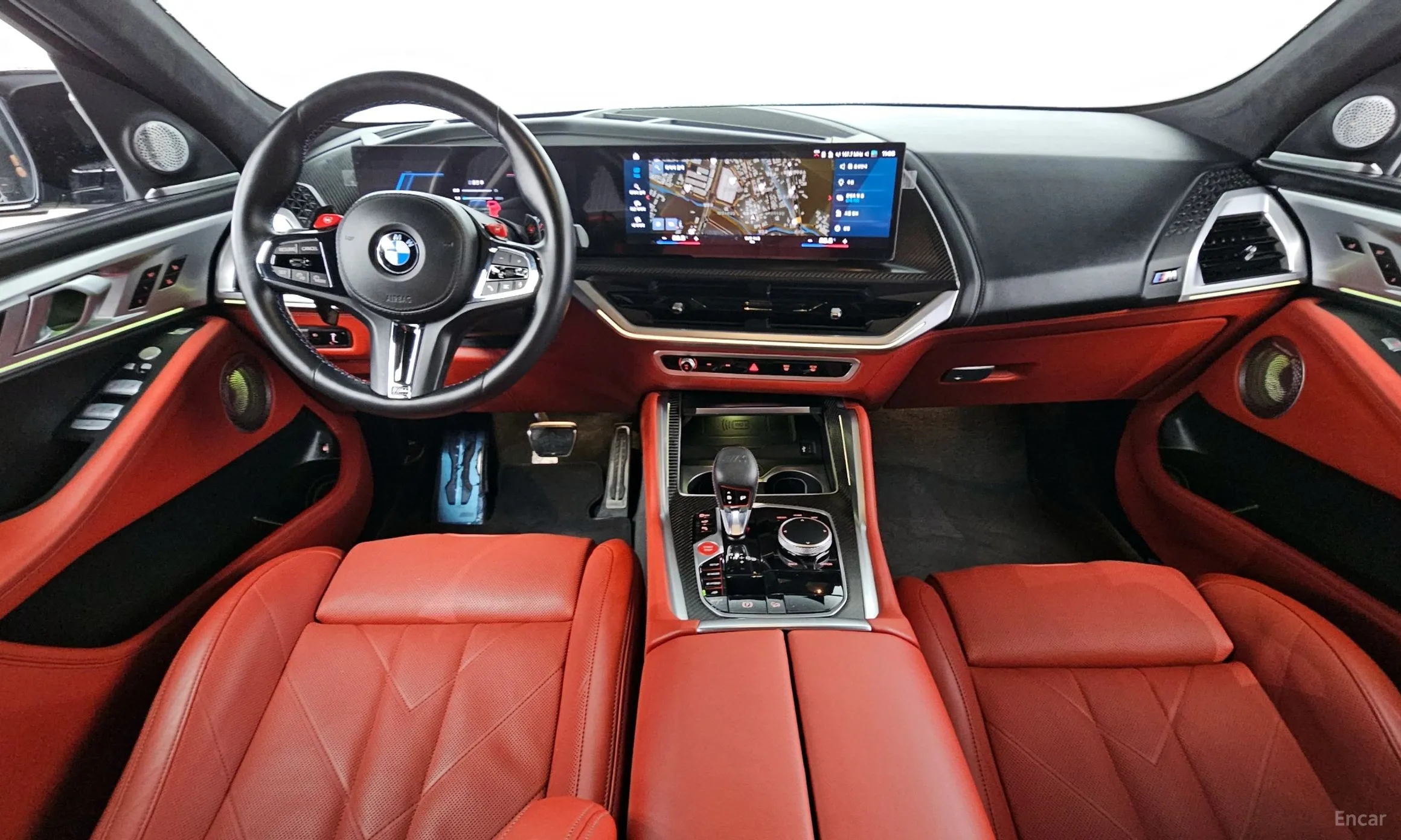 BMW XM (G09) превью 4