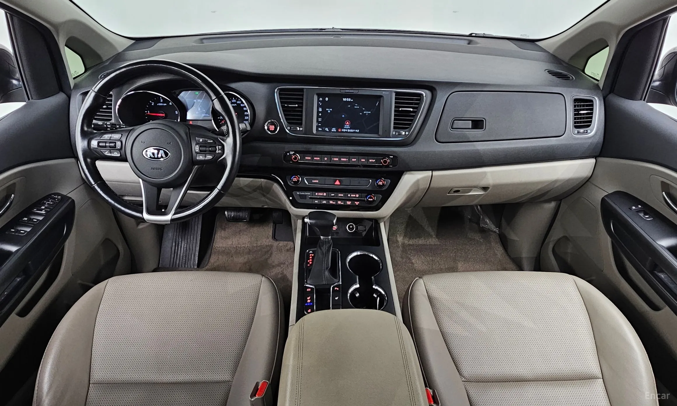 Kia Carnival превью 4