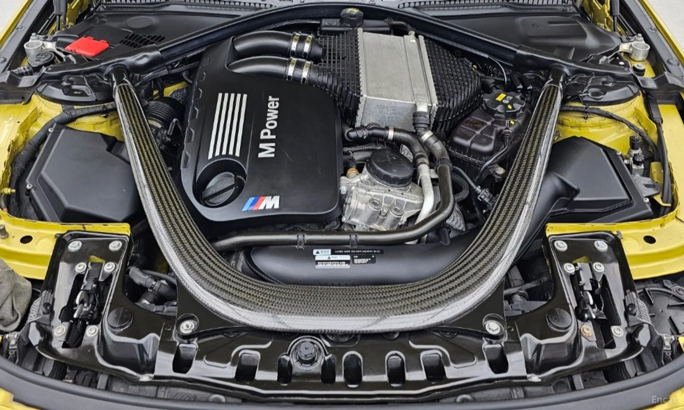 BMW M4 (F82) превью 4