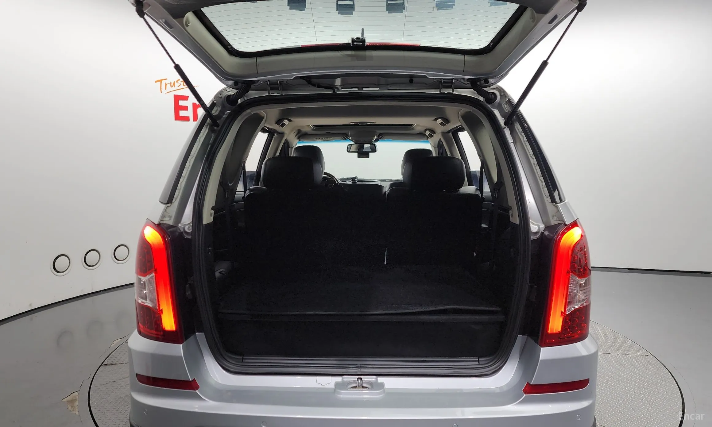 KG Mobility (SsangYong) Rexton W превью 20