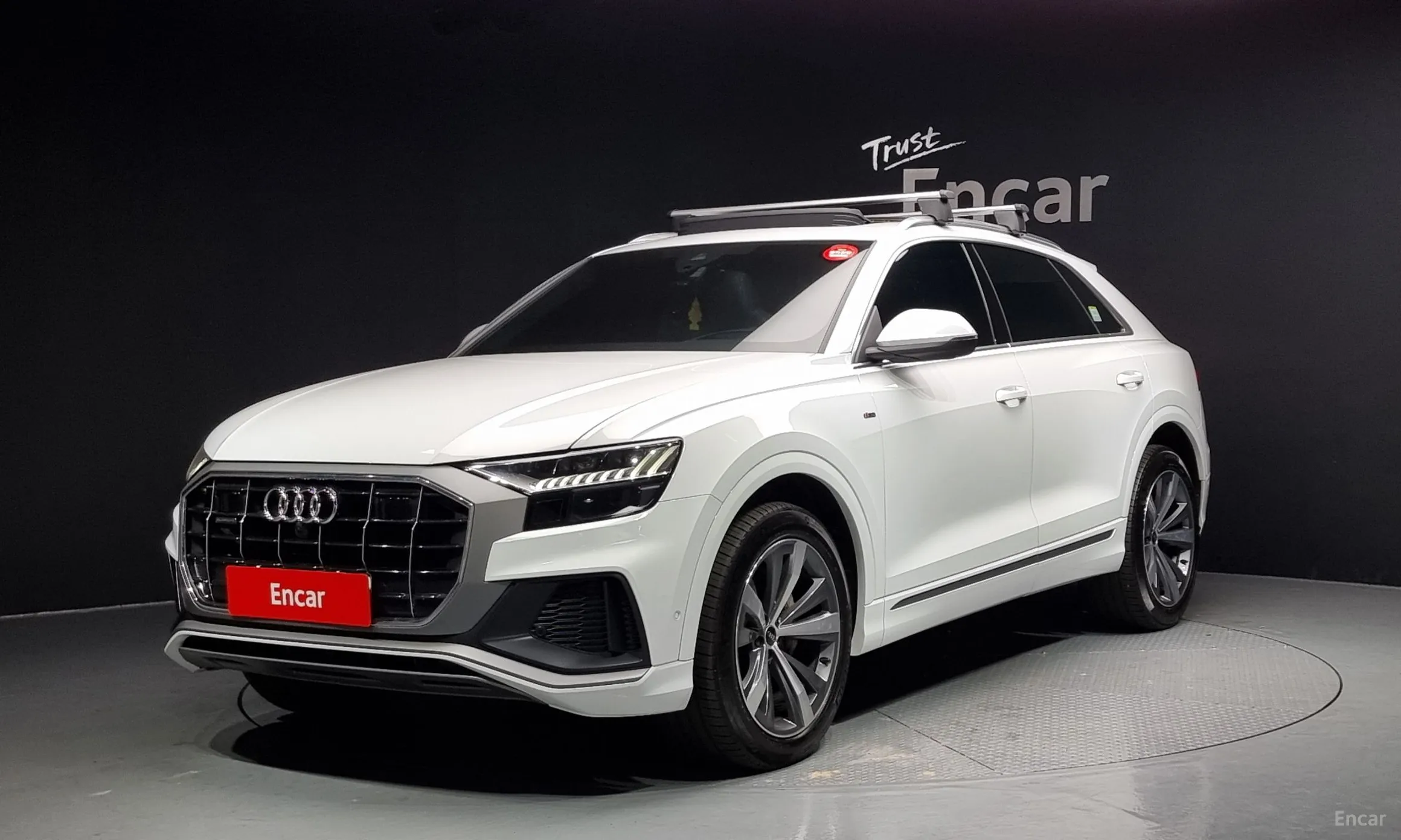 Audi Q8 (4M)