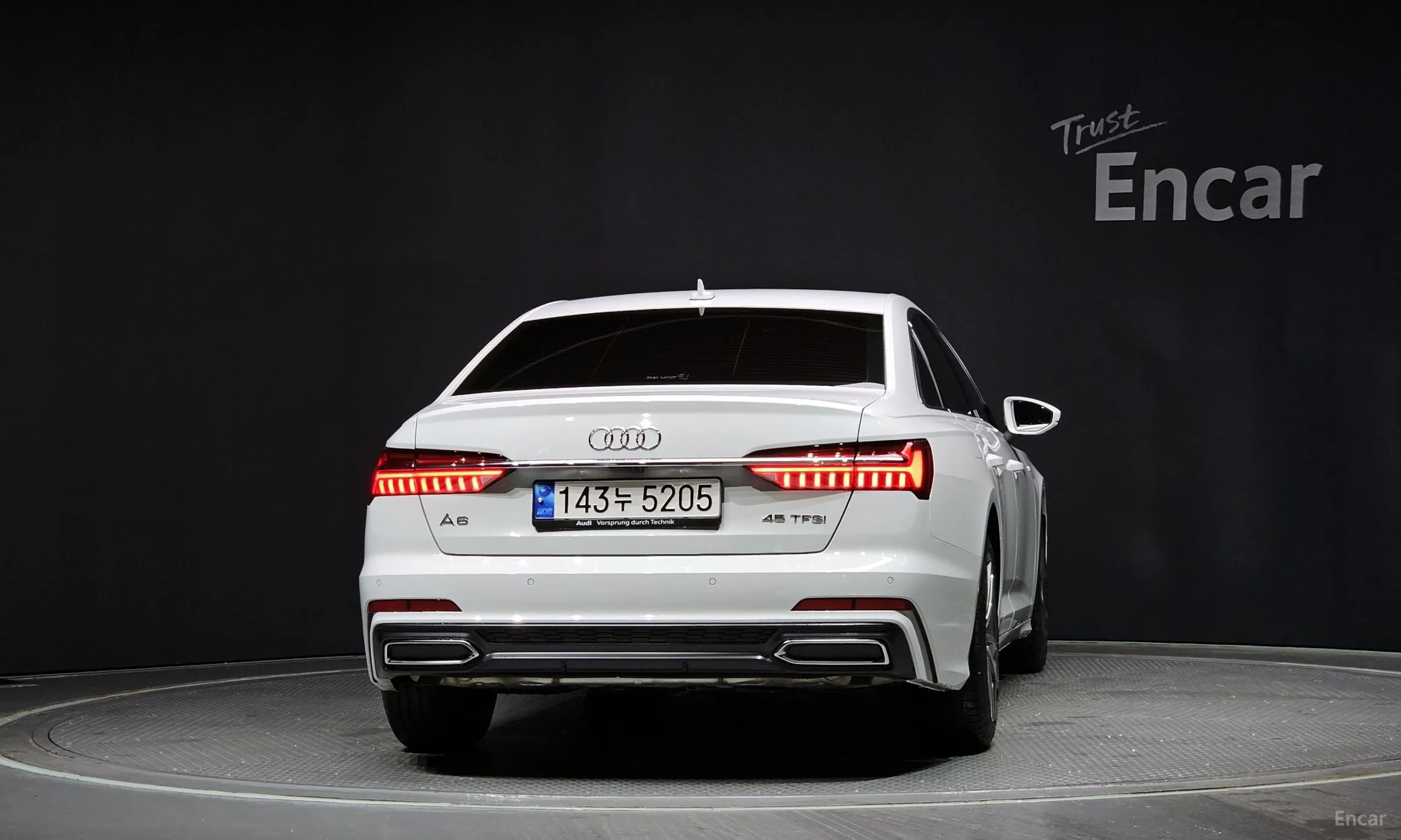 Audi A6 (C8) превью 3