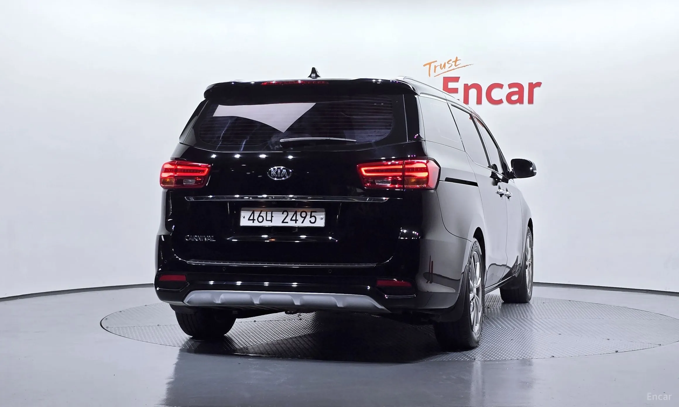 Kia Carnival превью 3