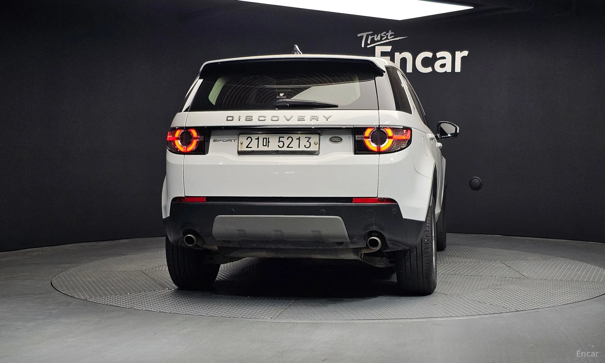 Land Rover Discovery Sports превью 3
