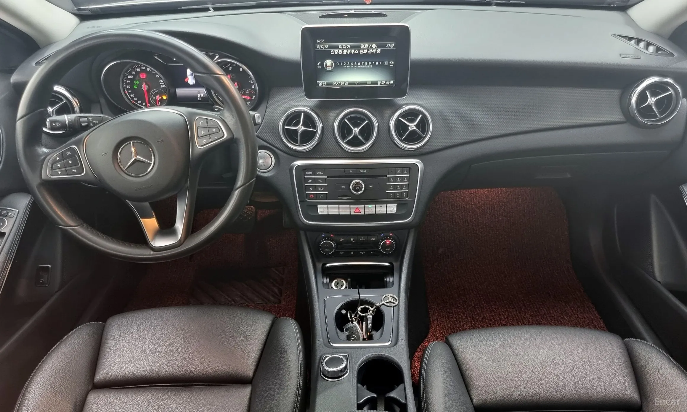 Mercedes Benz GLA-Class X156 превью 4