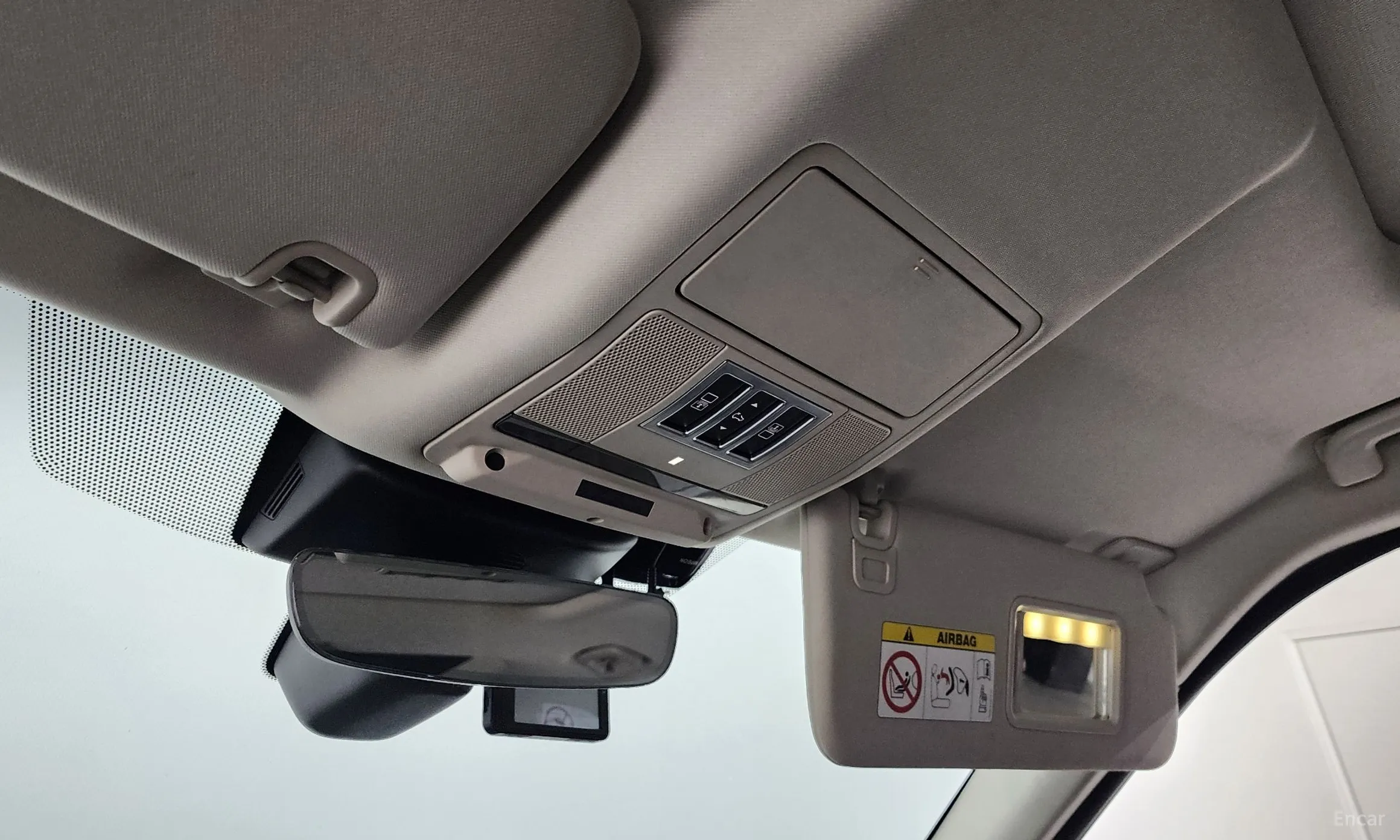 Land Rover Discovery 5 превью 17