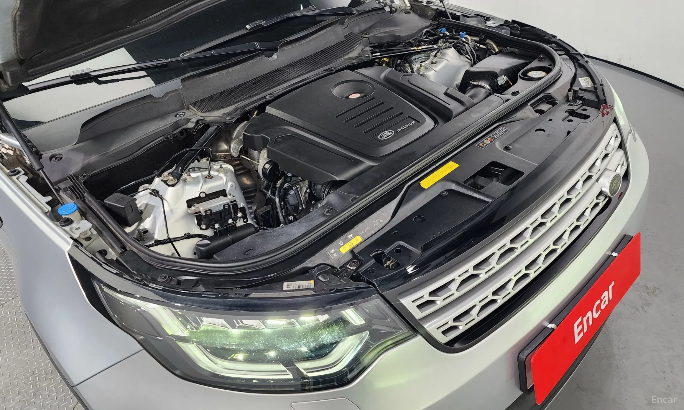 Land Rover Discovery 5 превью 6