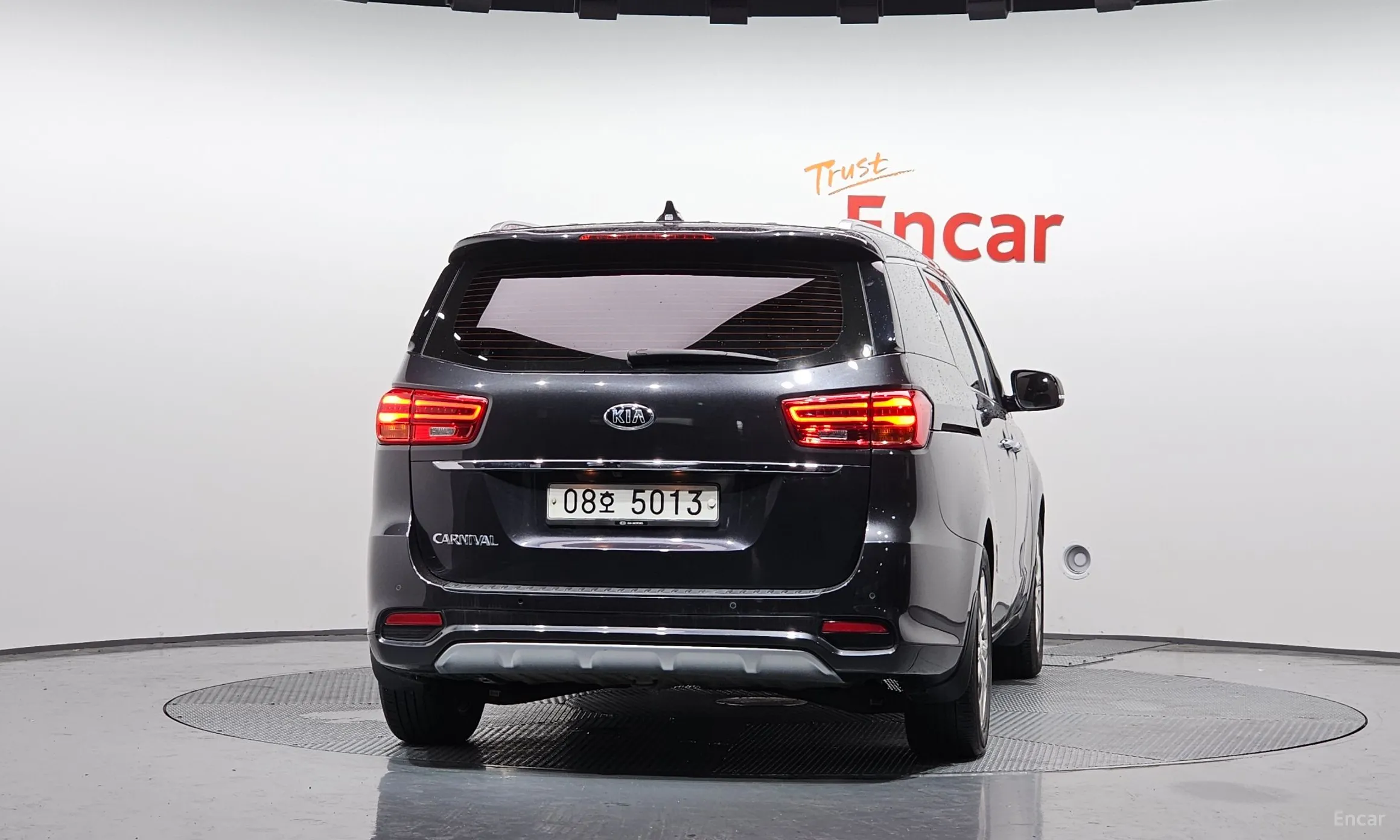 Kia Carnival превью 3