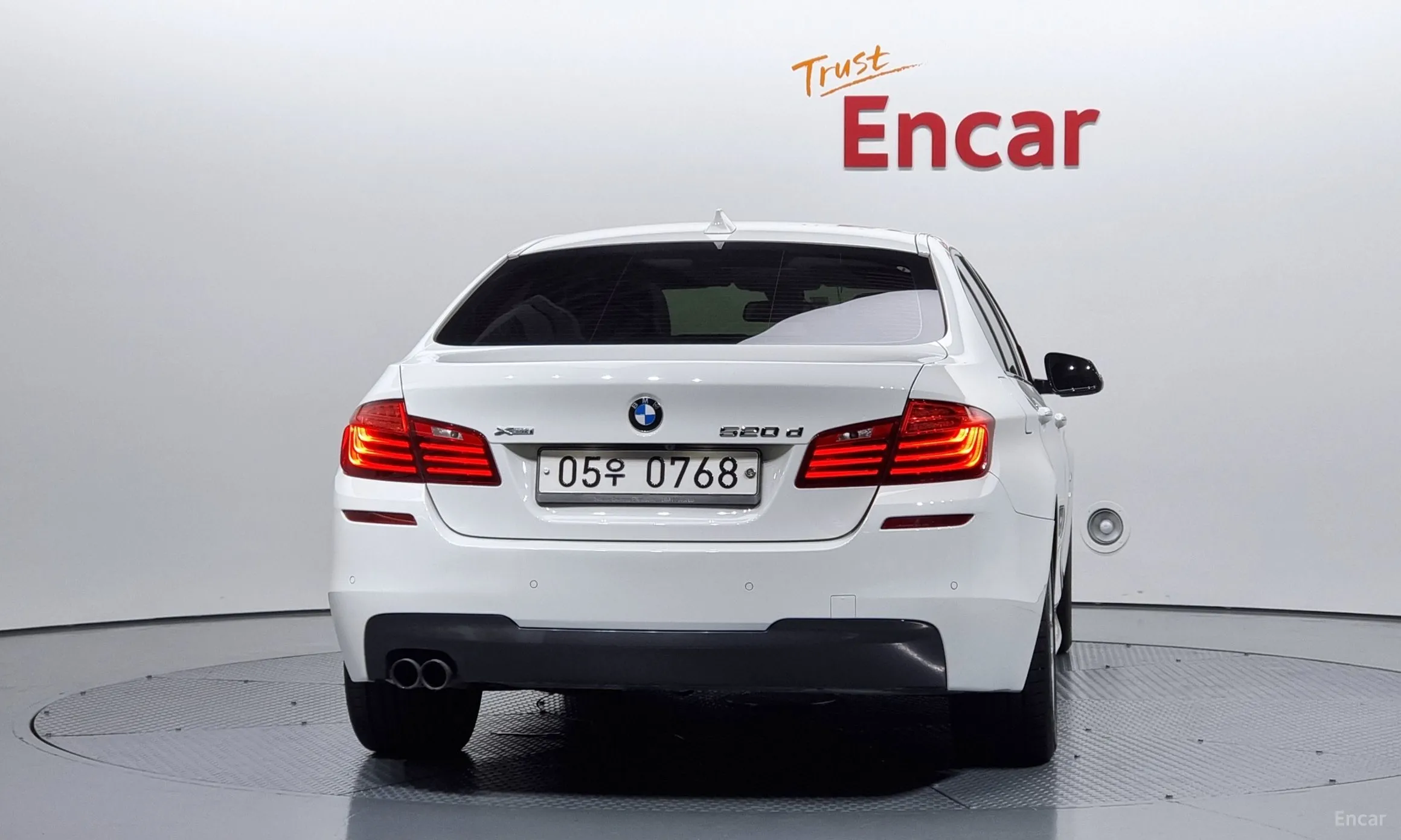 BMW 5 Series (F10) превью 3