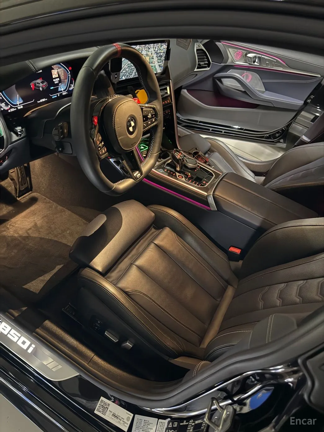 BMW 8-series (G15) превью 4