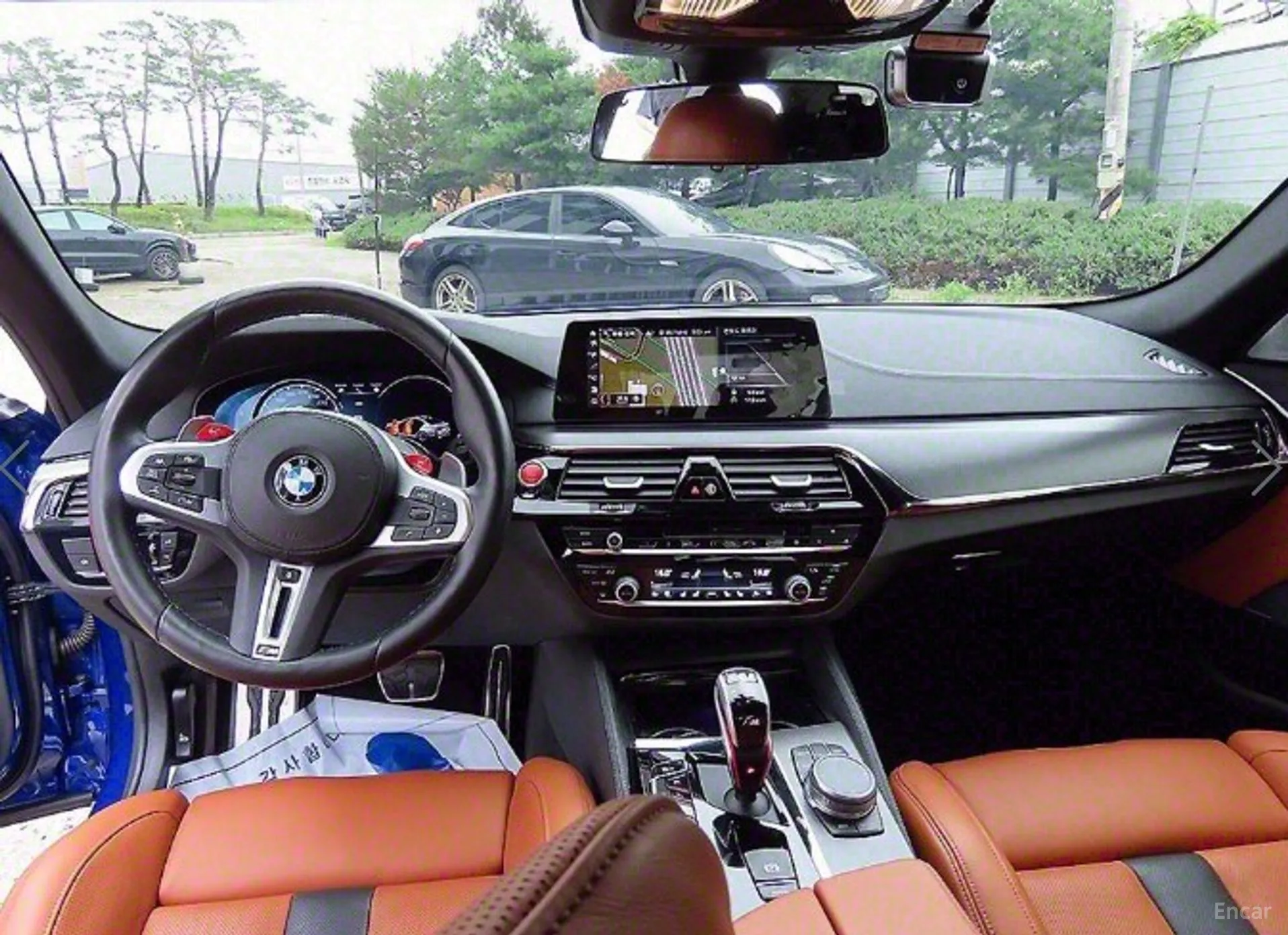 BMW M5 (F90) превью 4