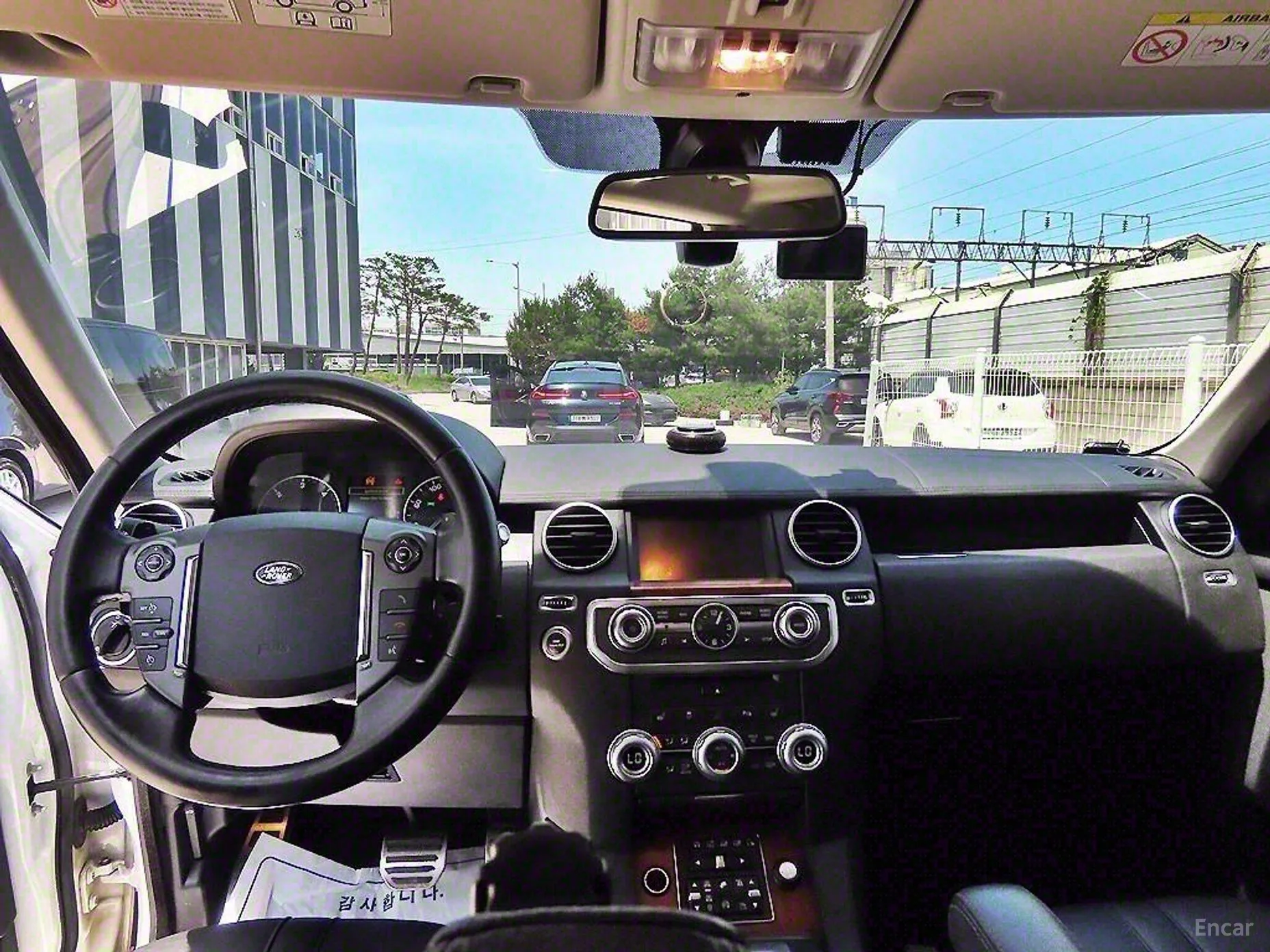 Land Rover Discovery 4 превью 4