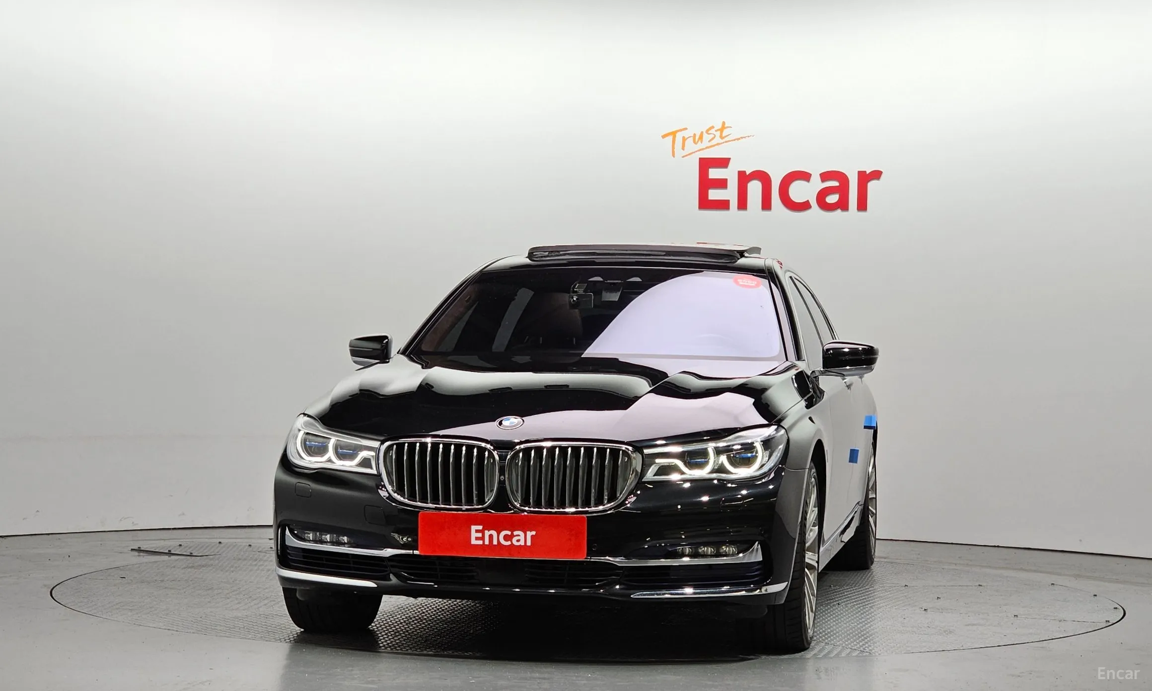 BMW 7 Series (G11) превью 2