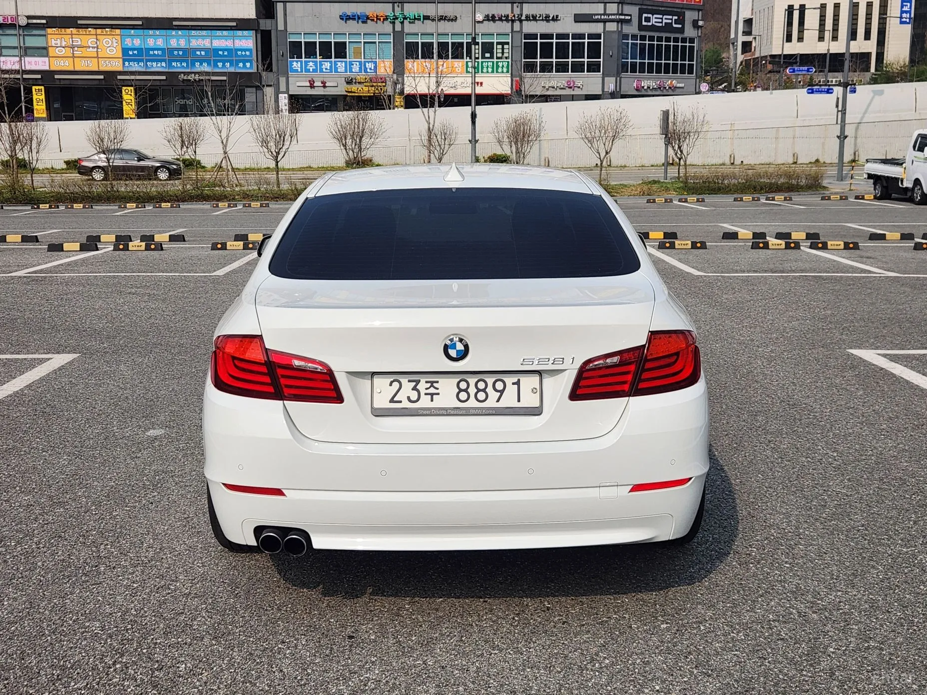 BMW 5 Series (F10) превью 3