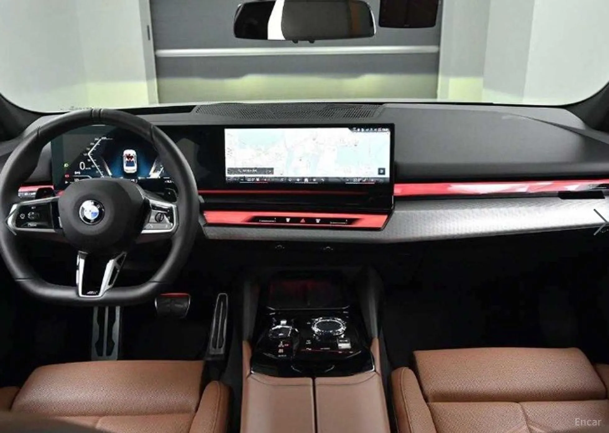BMW 5 Series (G60) превью 4
