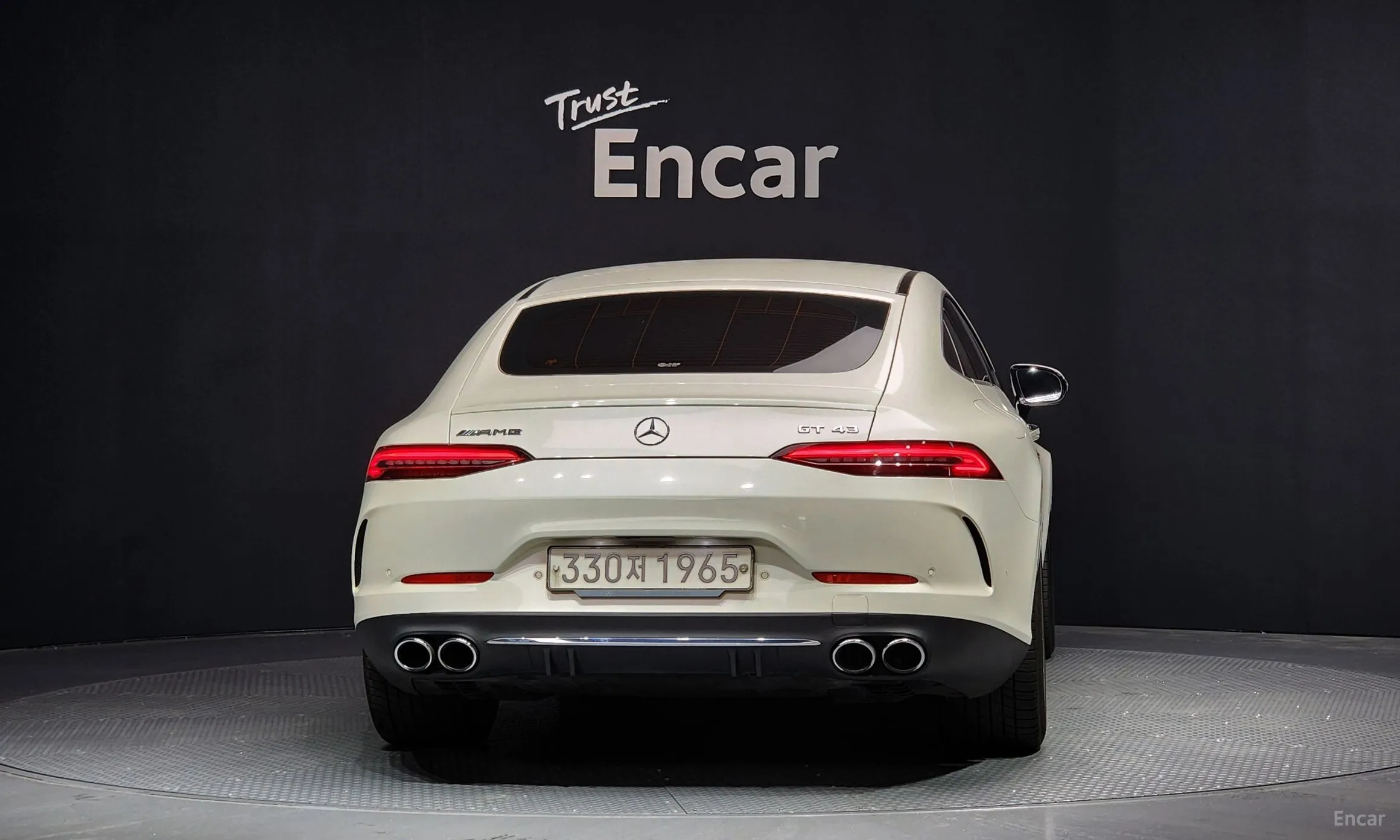 Mercedes Benz AMG GT превью 3