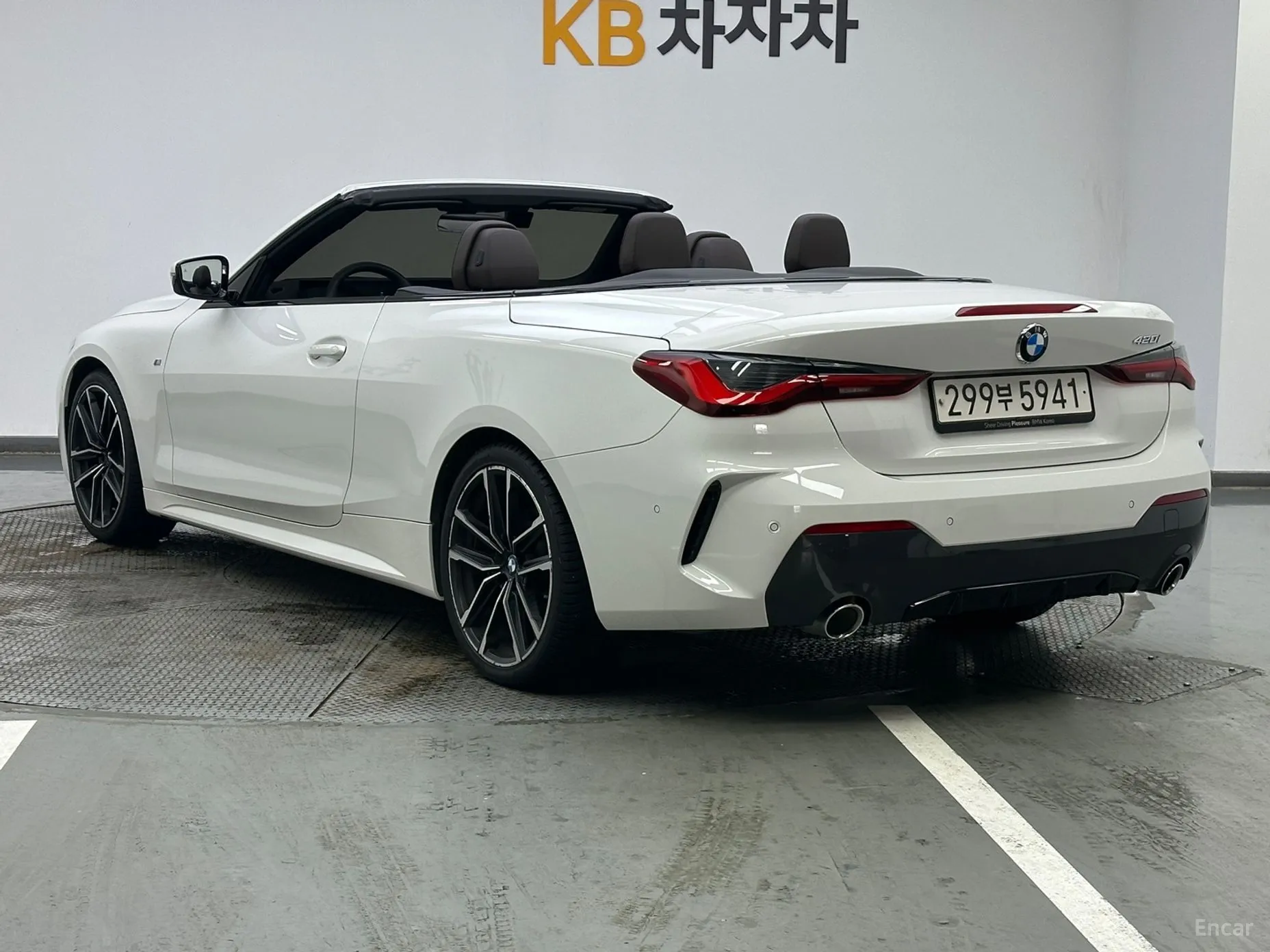 BMW Series 4 (G22) превью 2