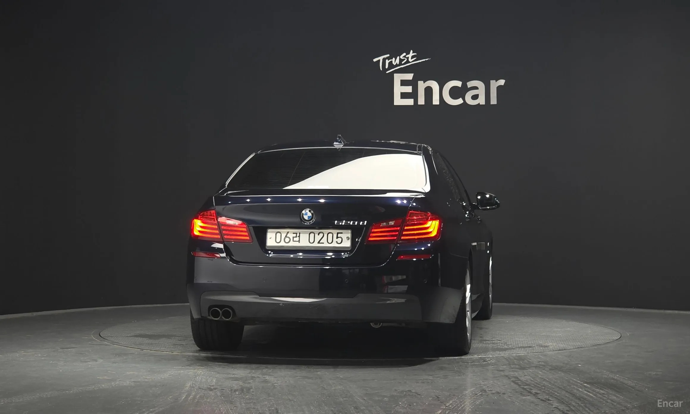 BMW 5 Series (F10) превью 3