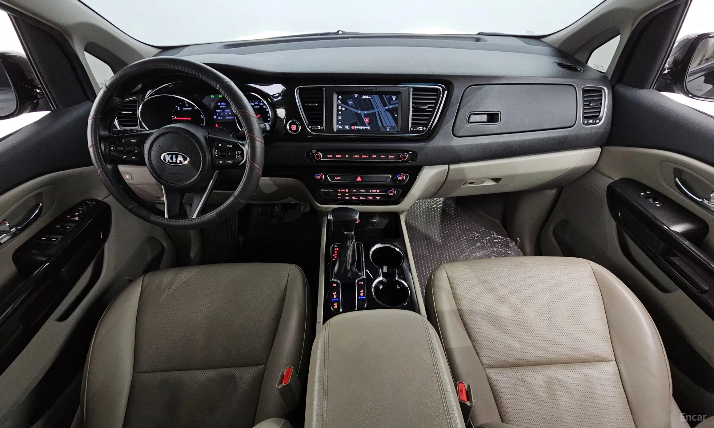 Kia Carnival превью 4