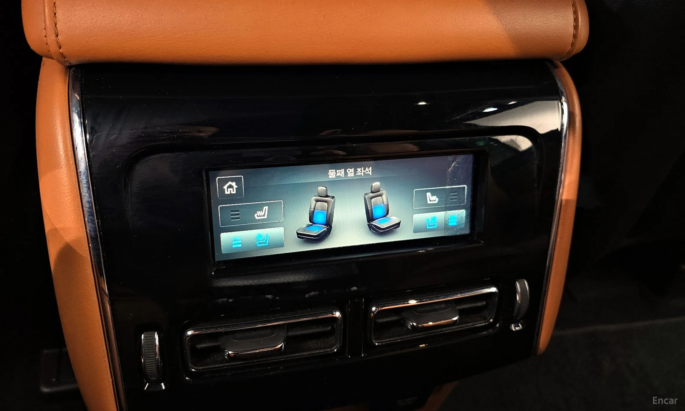 Lincoln Aviator 2nd Generation превью 18
