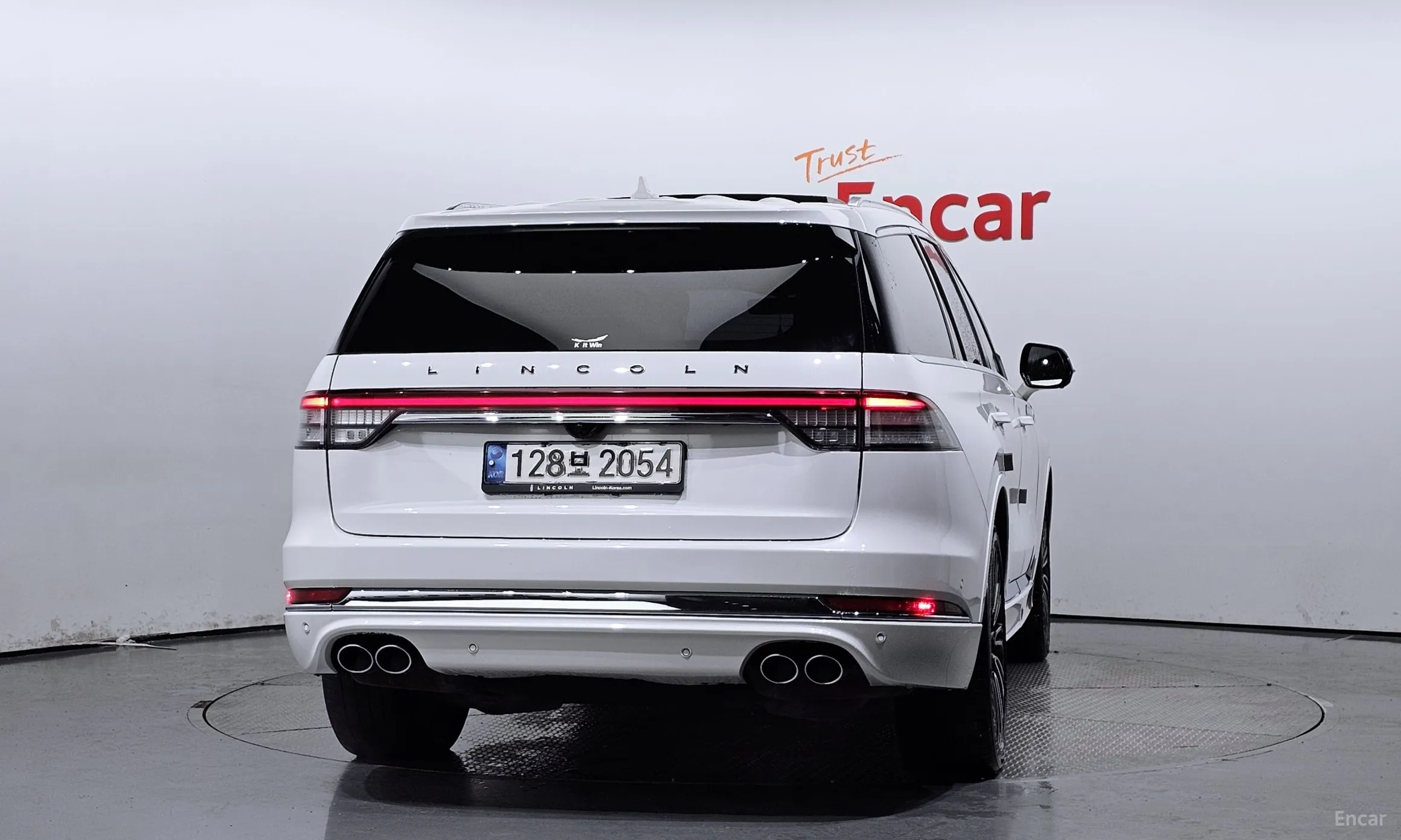 Lincoln Aviator 2nd Generation превью 4