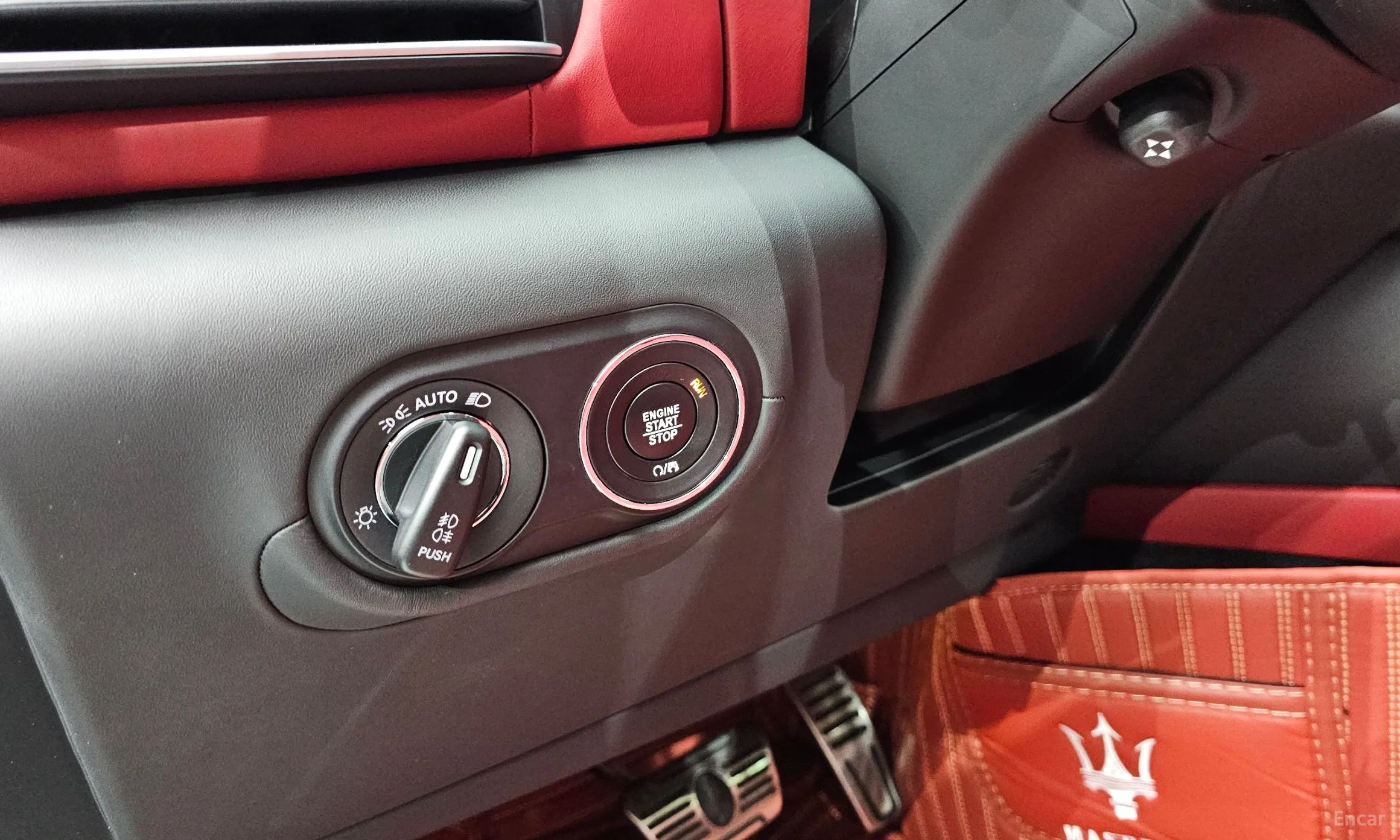 Maserati Levante превью 12