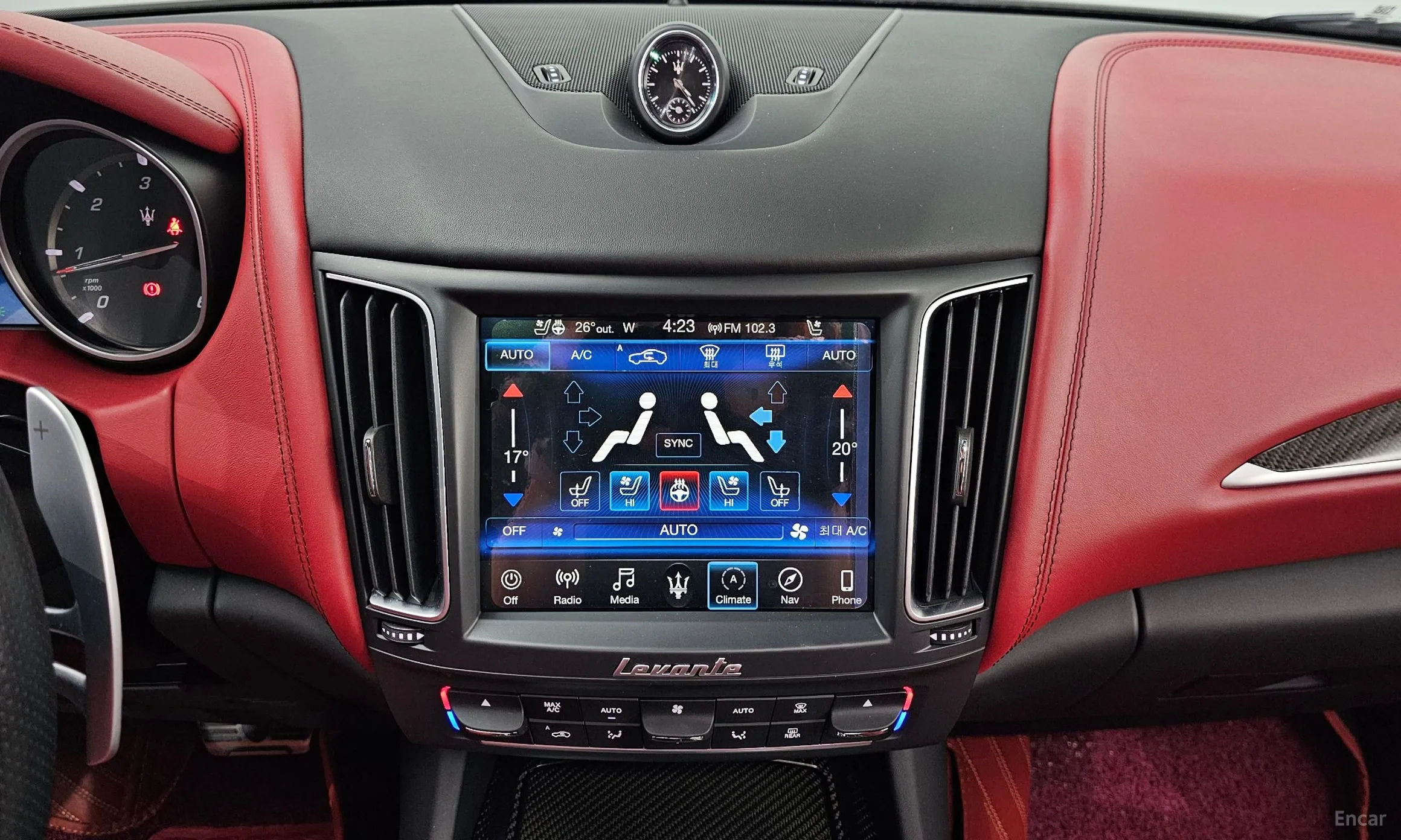 Maserati Levante превью 18