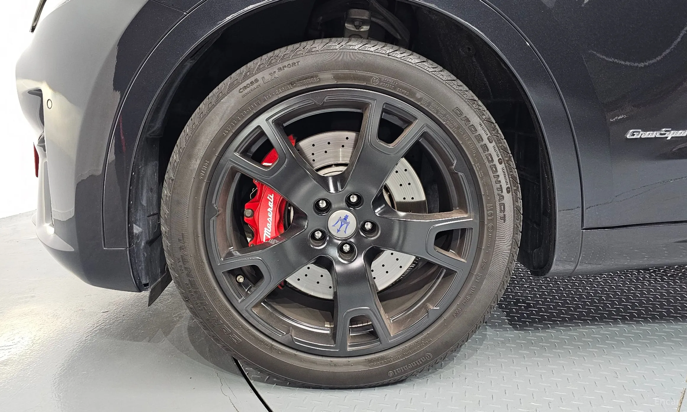 Maserati Levante превью 5