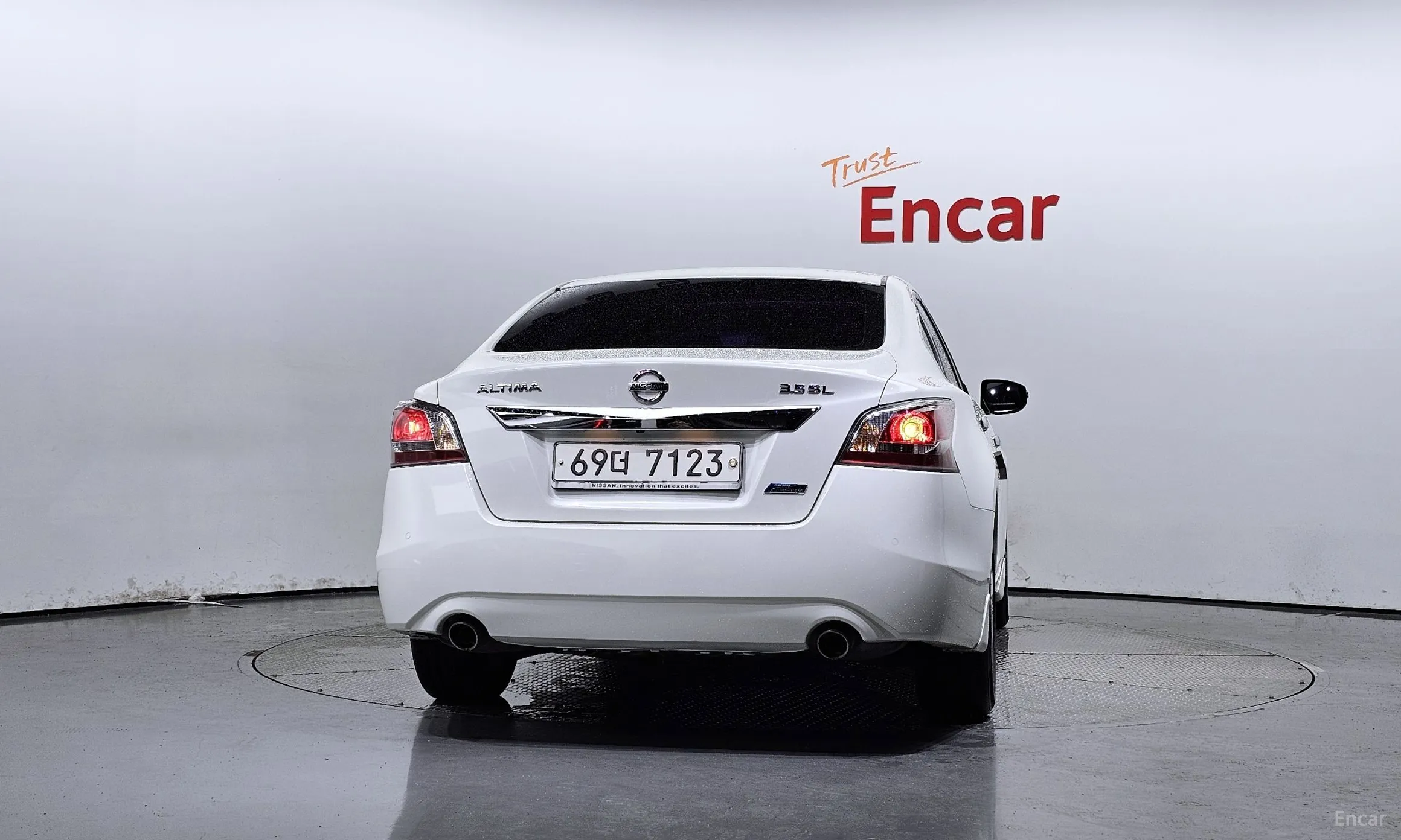 Nissan Altima превью 4