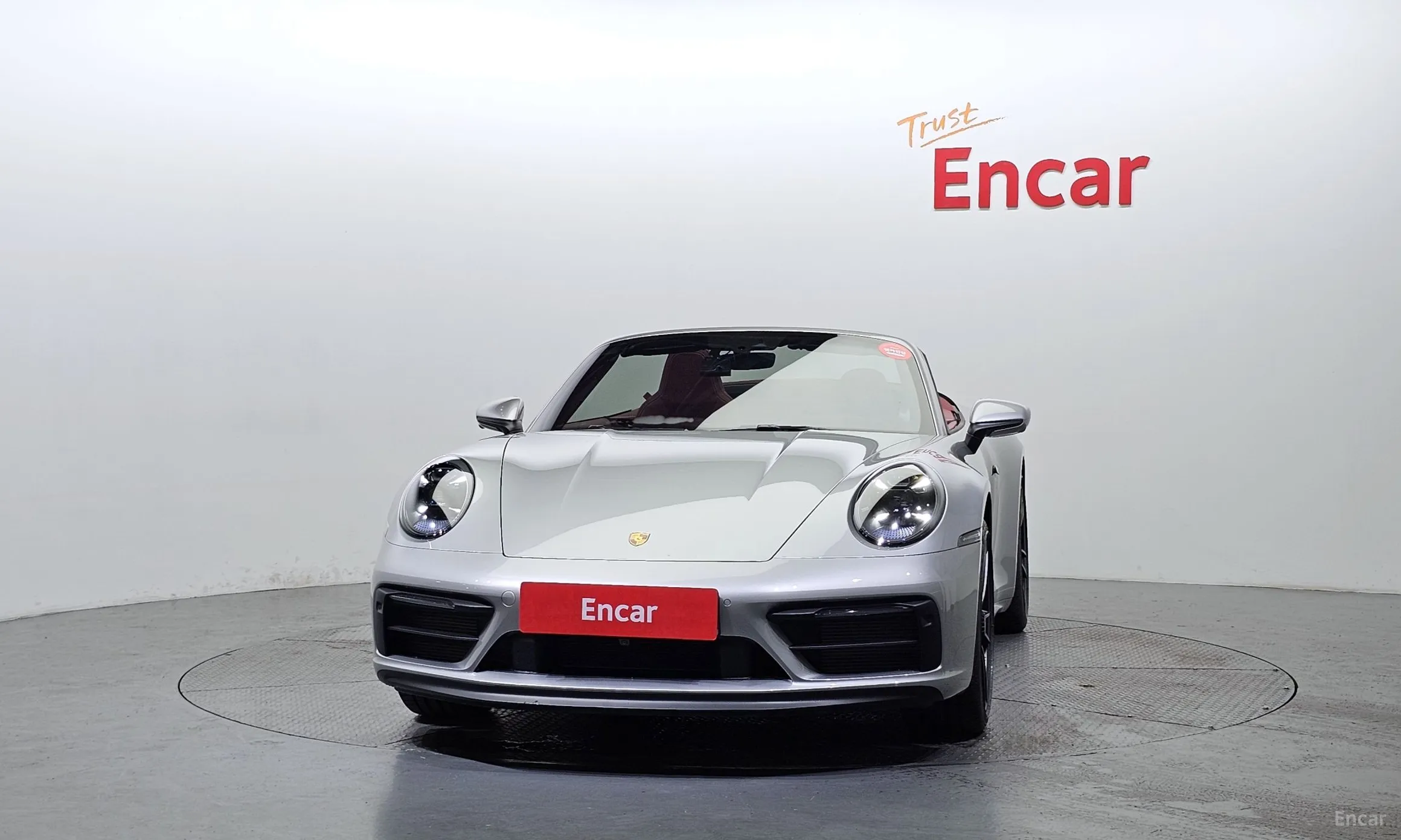 Porsche 911 (992) превью 2