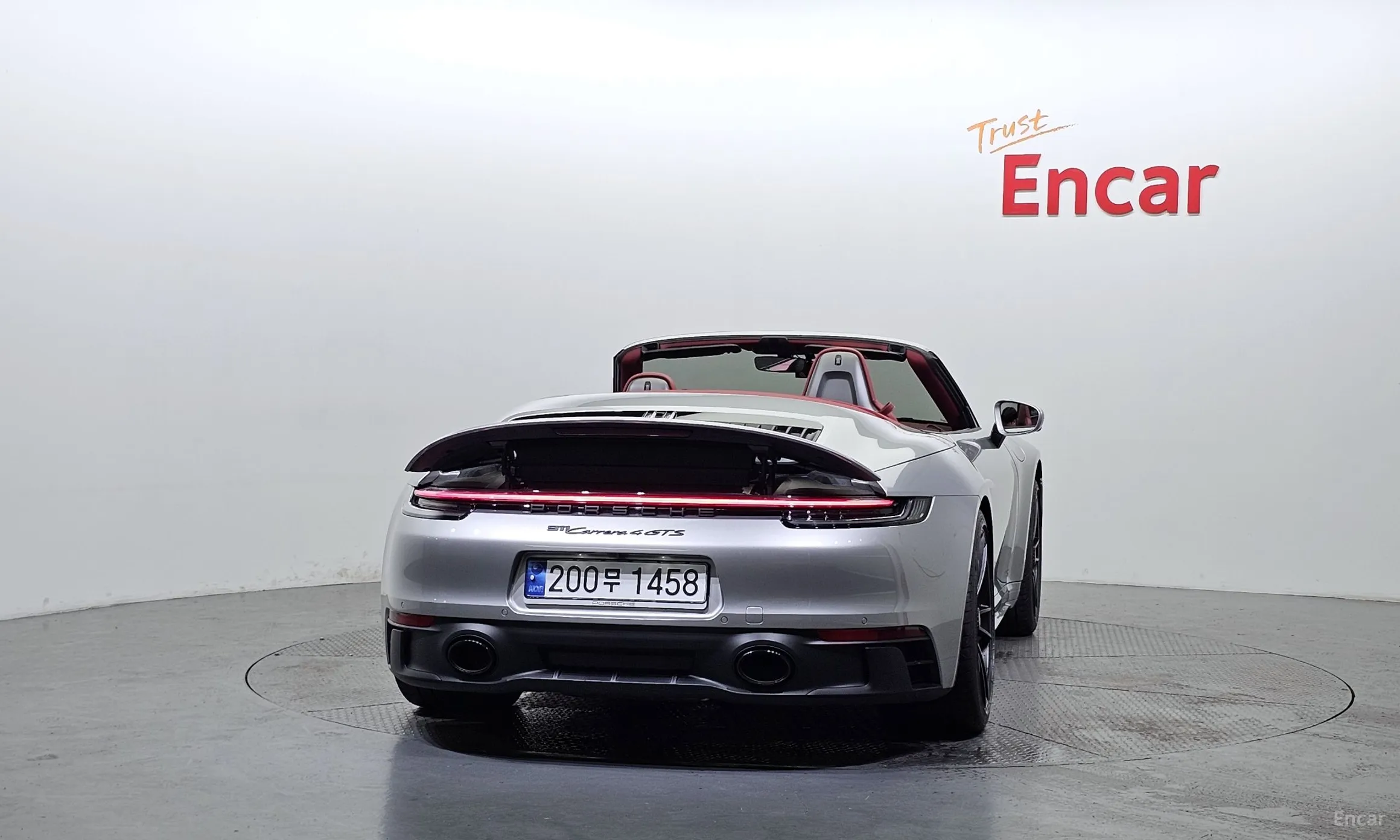 Porsche 911 (992) превью 3