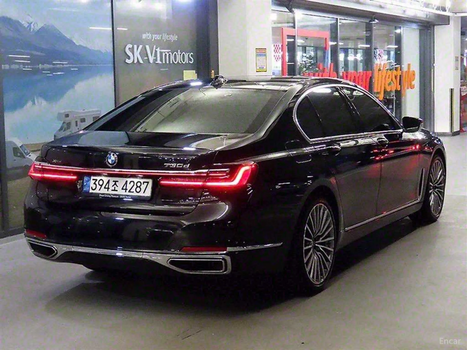 BMW 7 Series (G11) превью 3