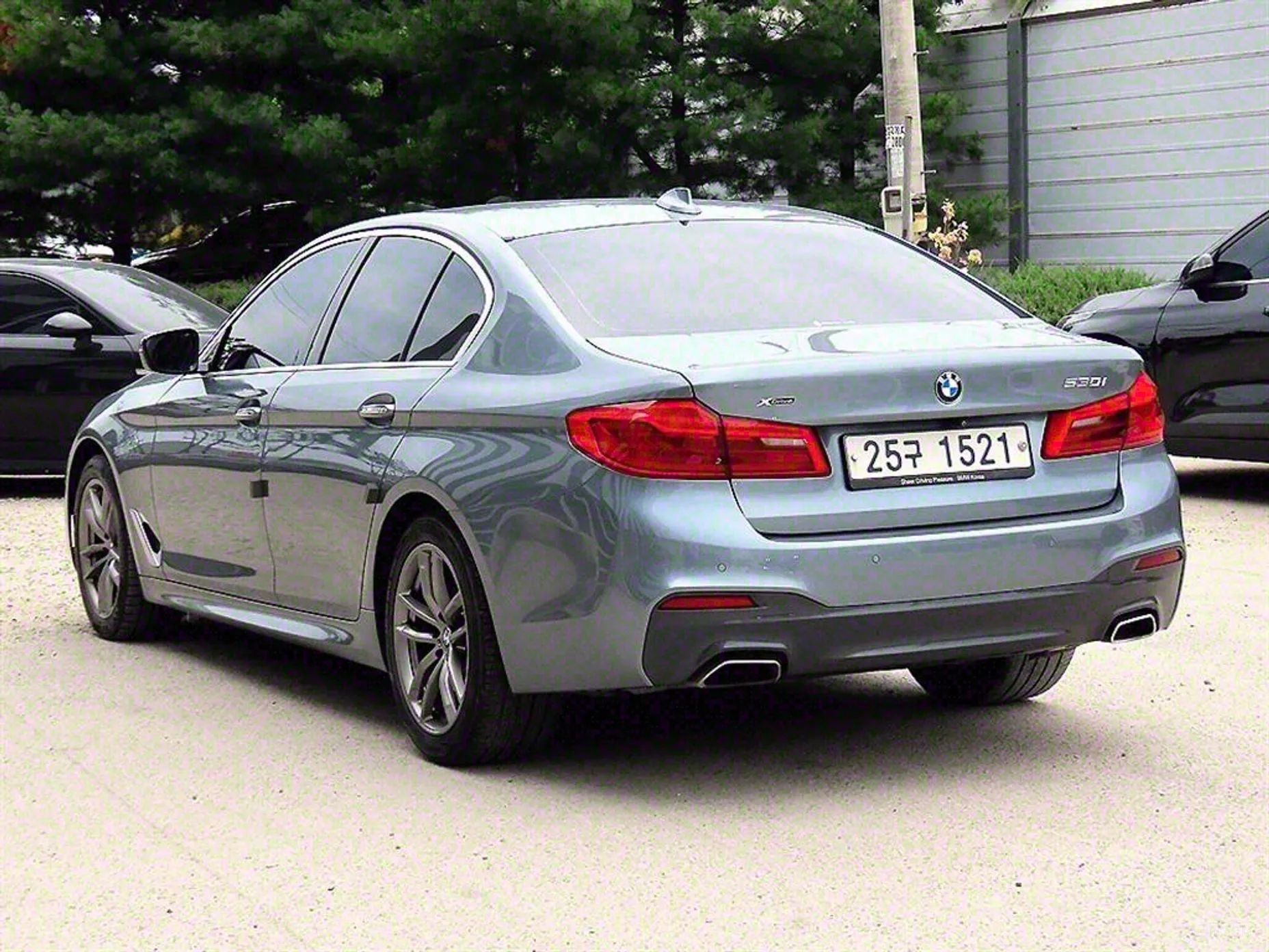 BMW 5 Series (G30) превью 2