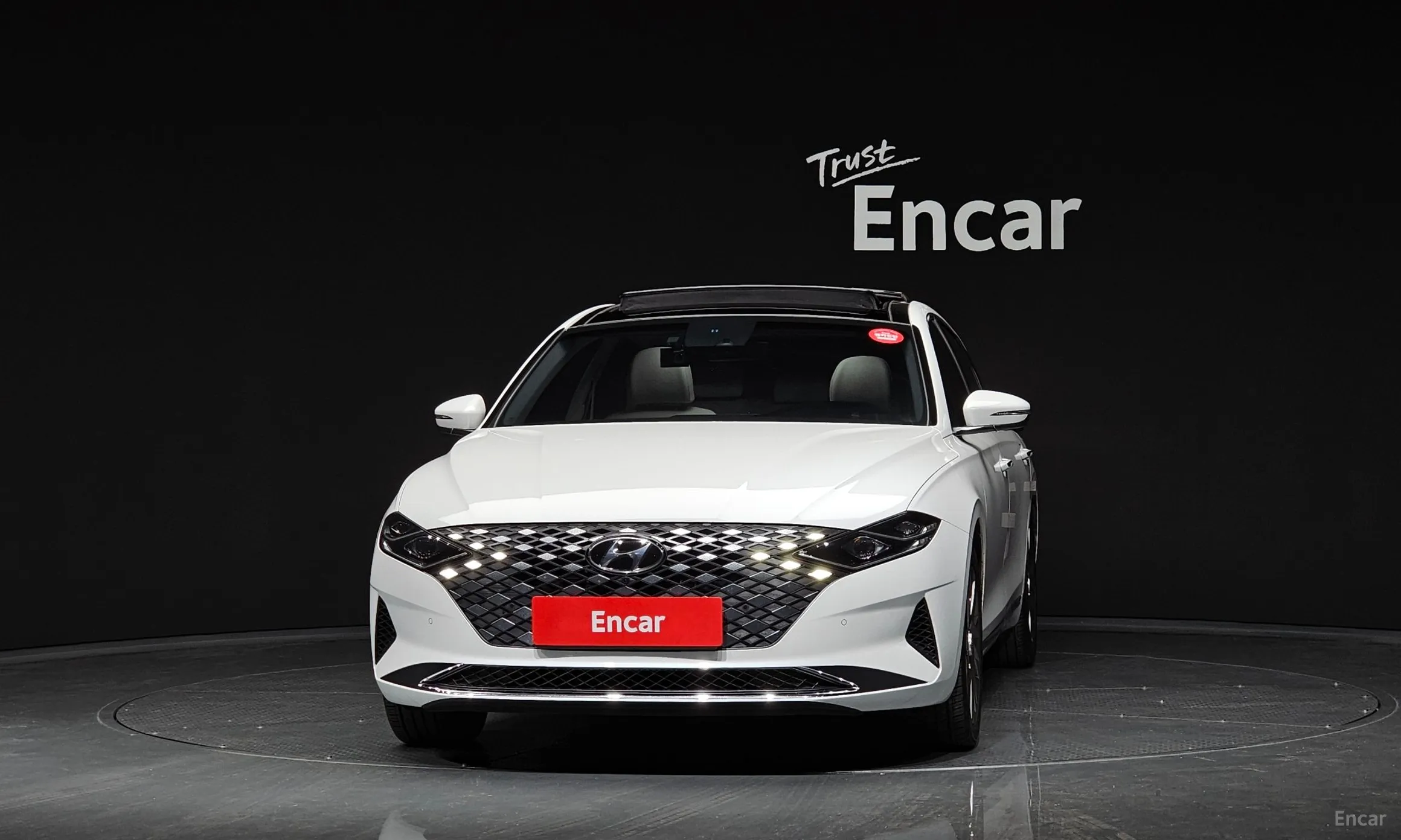 Hyundai Grandeur IG Hybrid