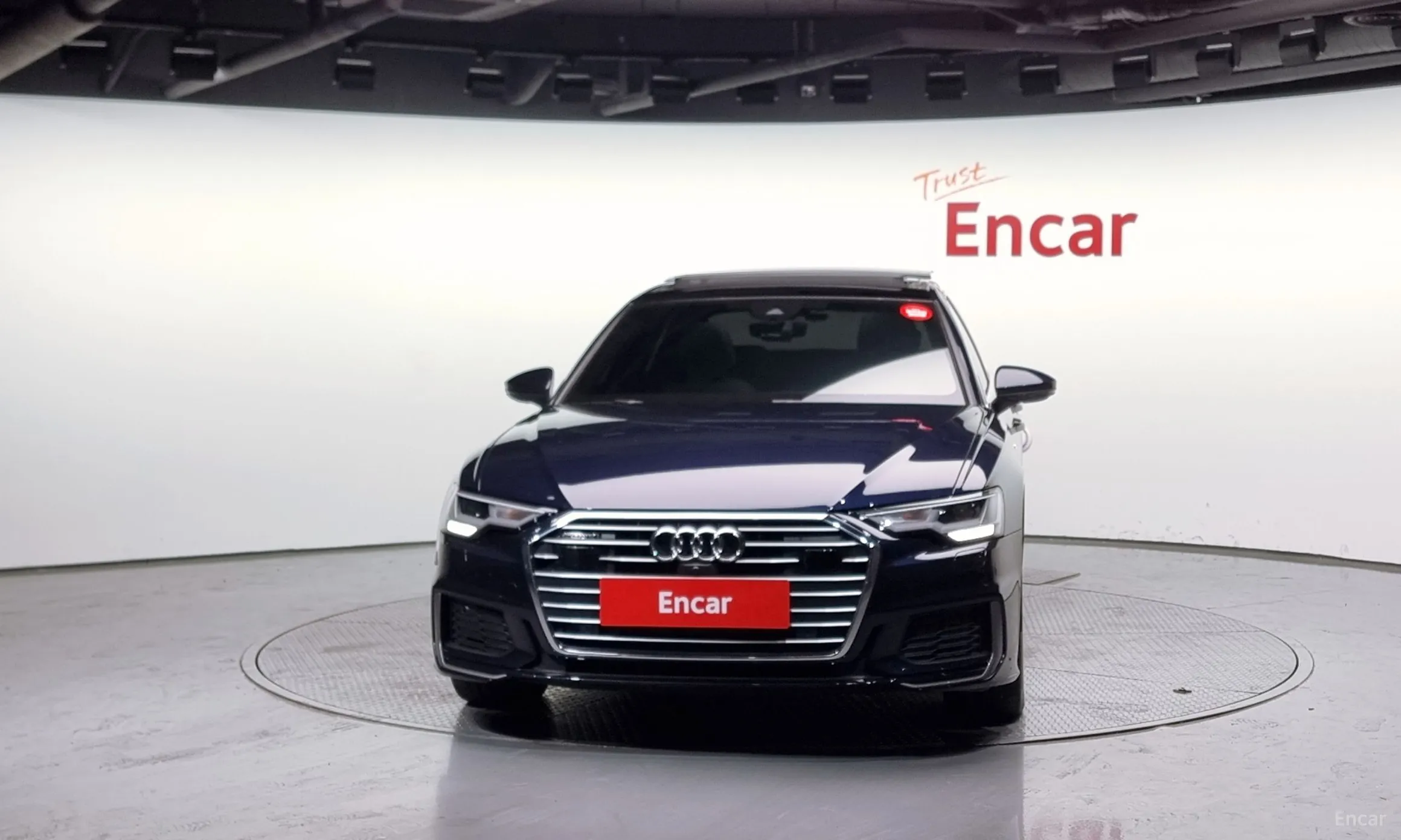 Audi A6 (C8)