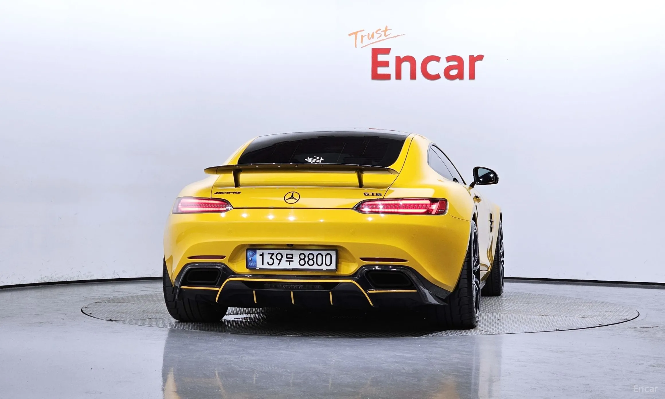 Mercedes Benz AMG GT превью 3