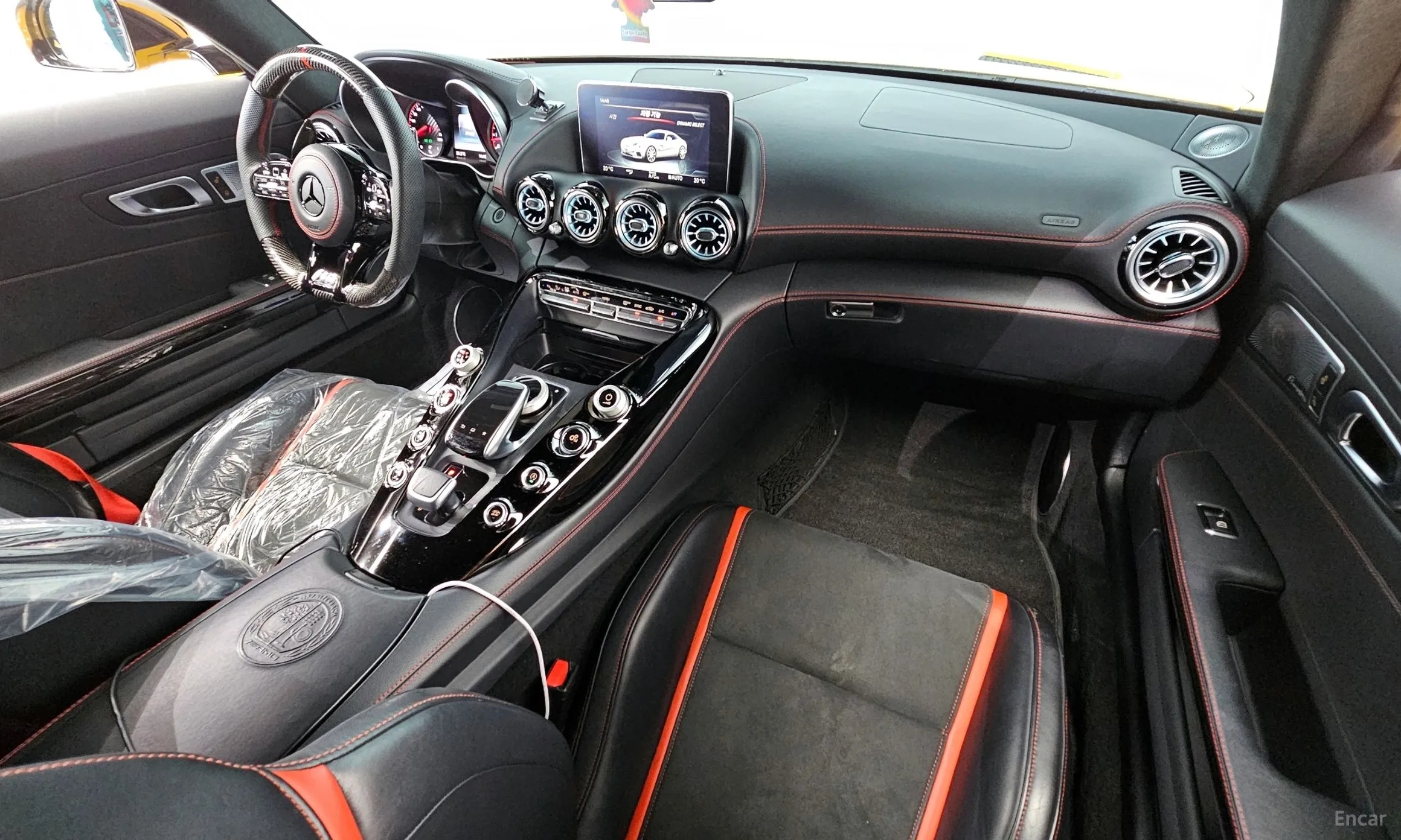 Mercedes Benz AMG GT превью 4