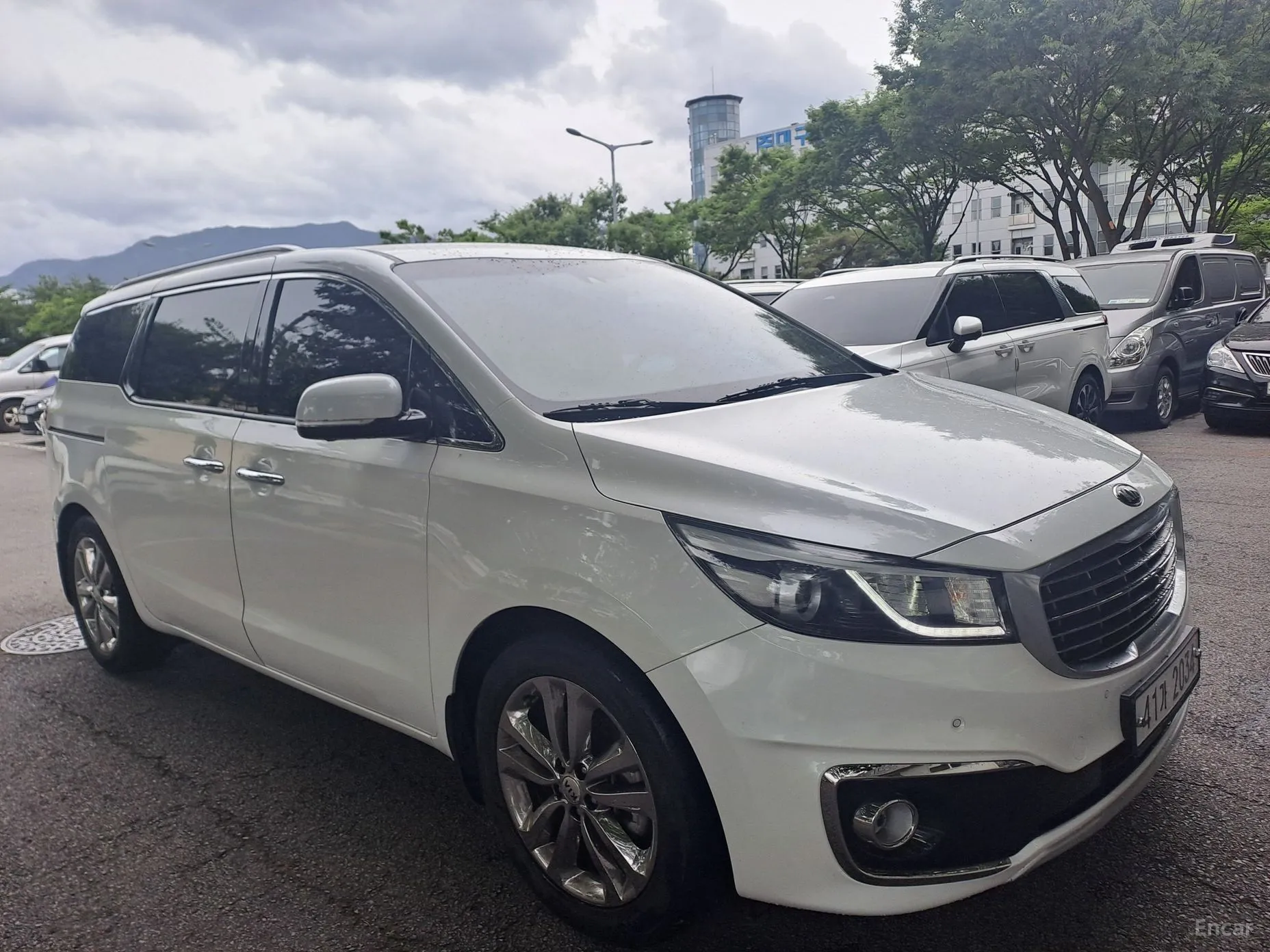 Kia Carnival превью 3