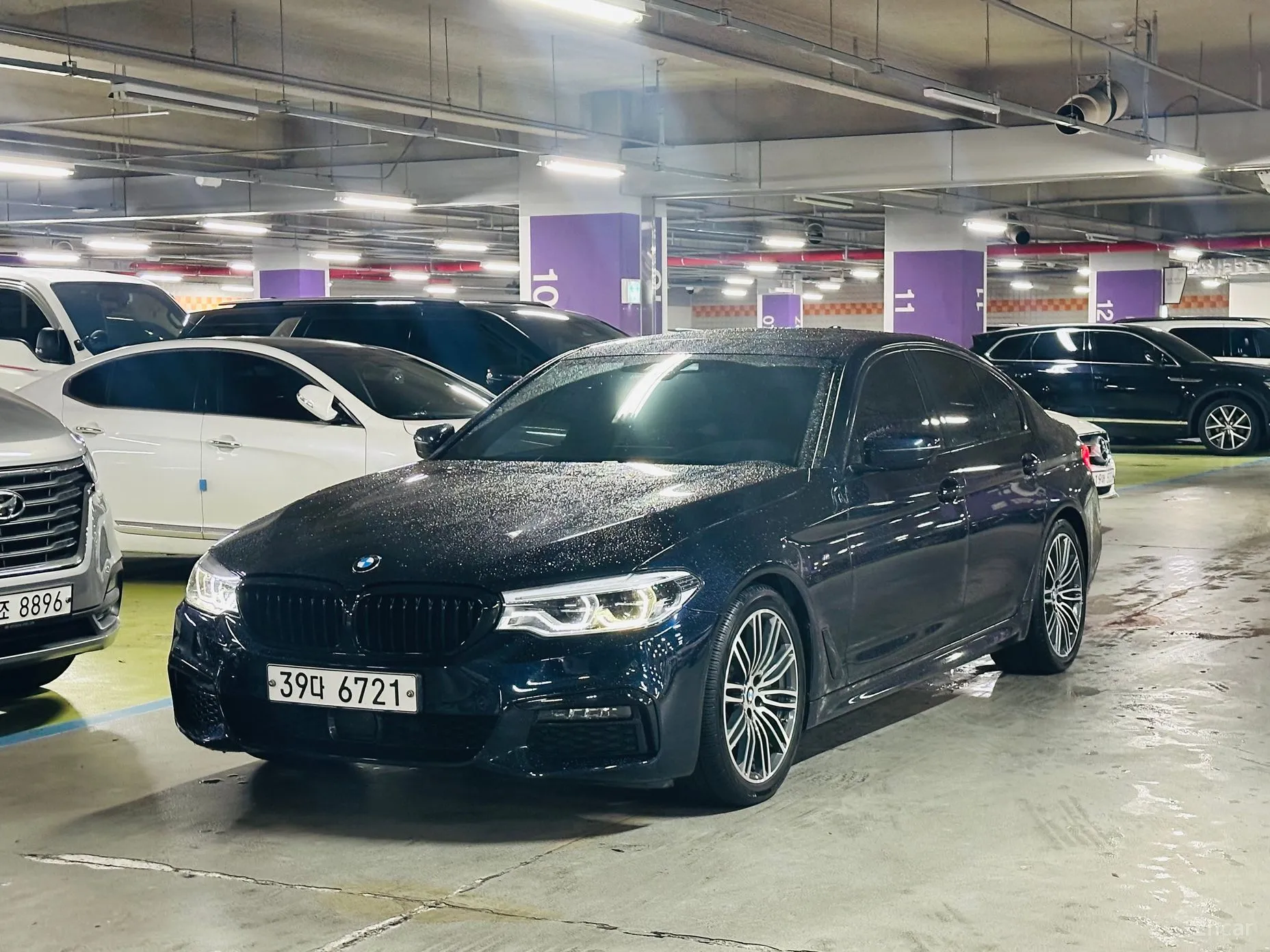 BMW 5 Series (G30) превью 2