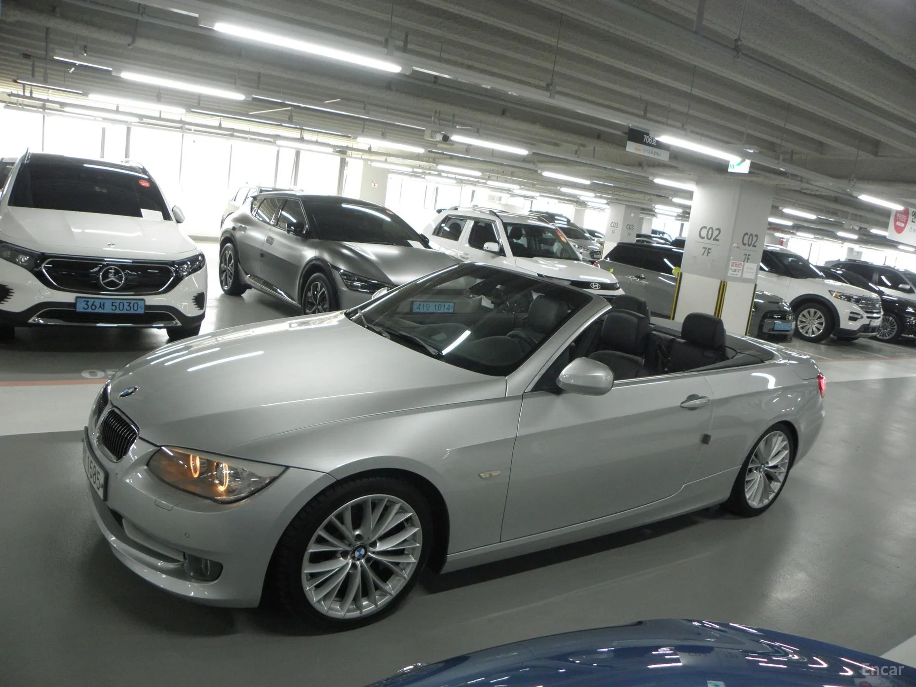 BMW 3 Series (E90) превью 3