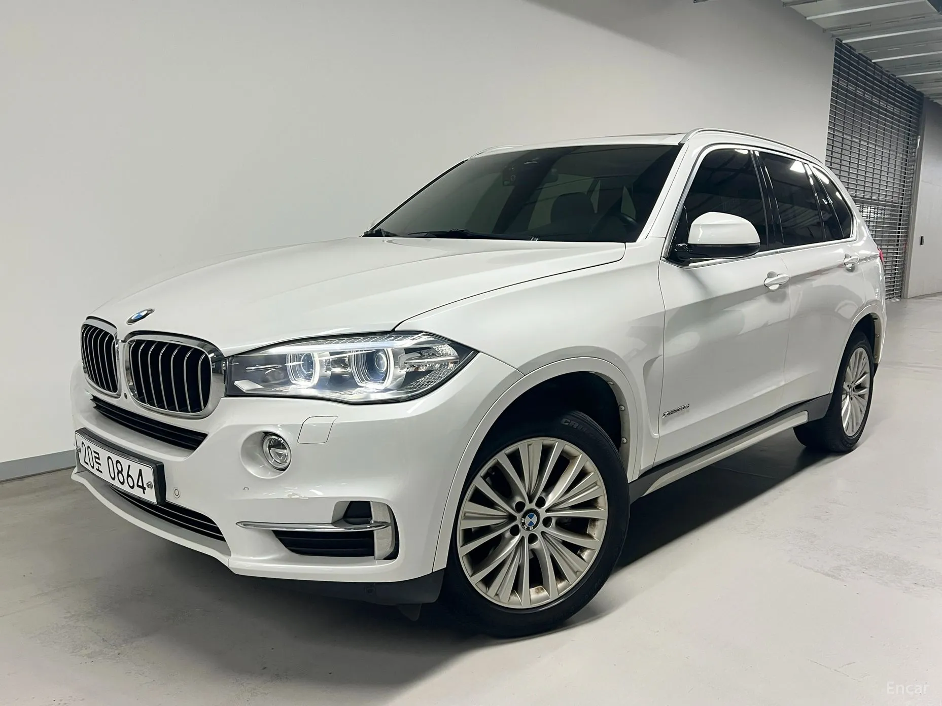 X5 (F15)