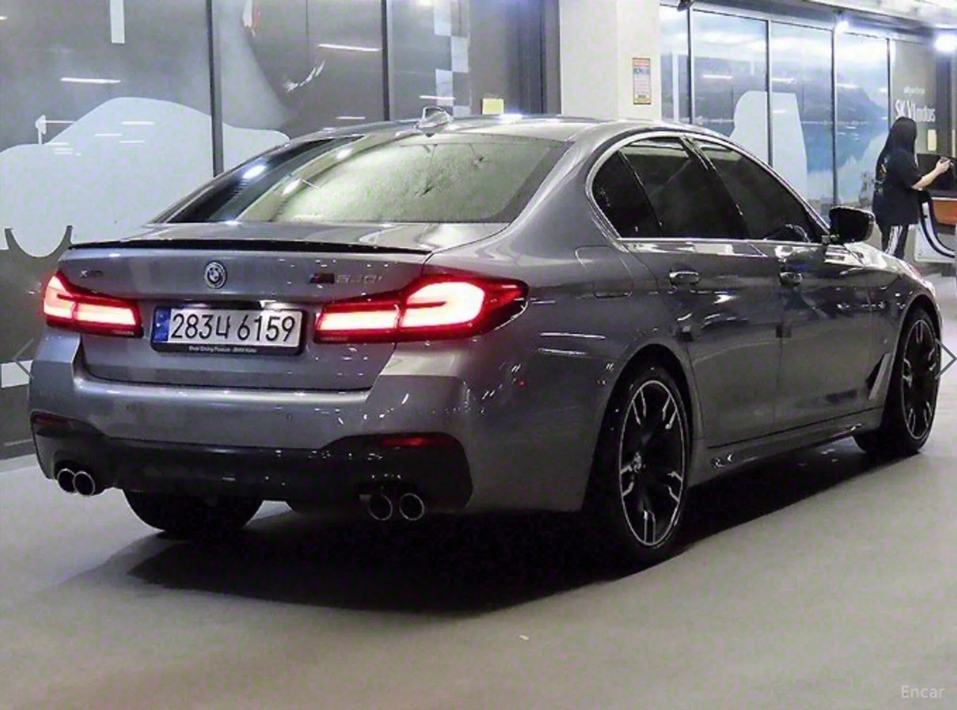 BMW 5 Series (G30) превью 2
