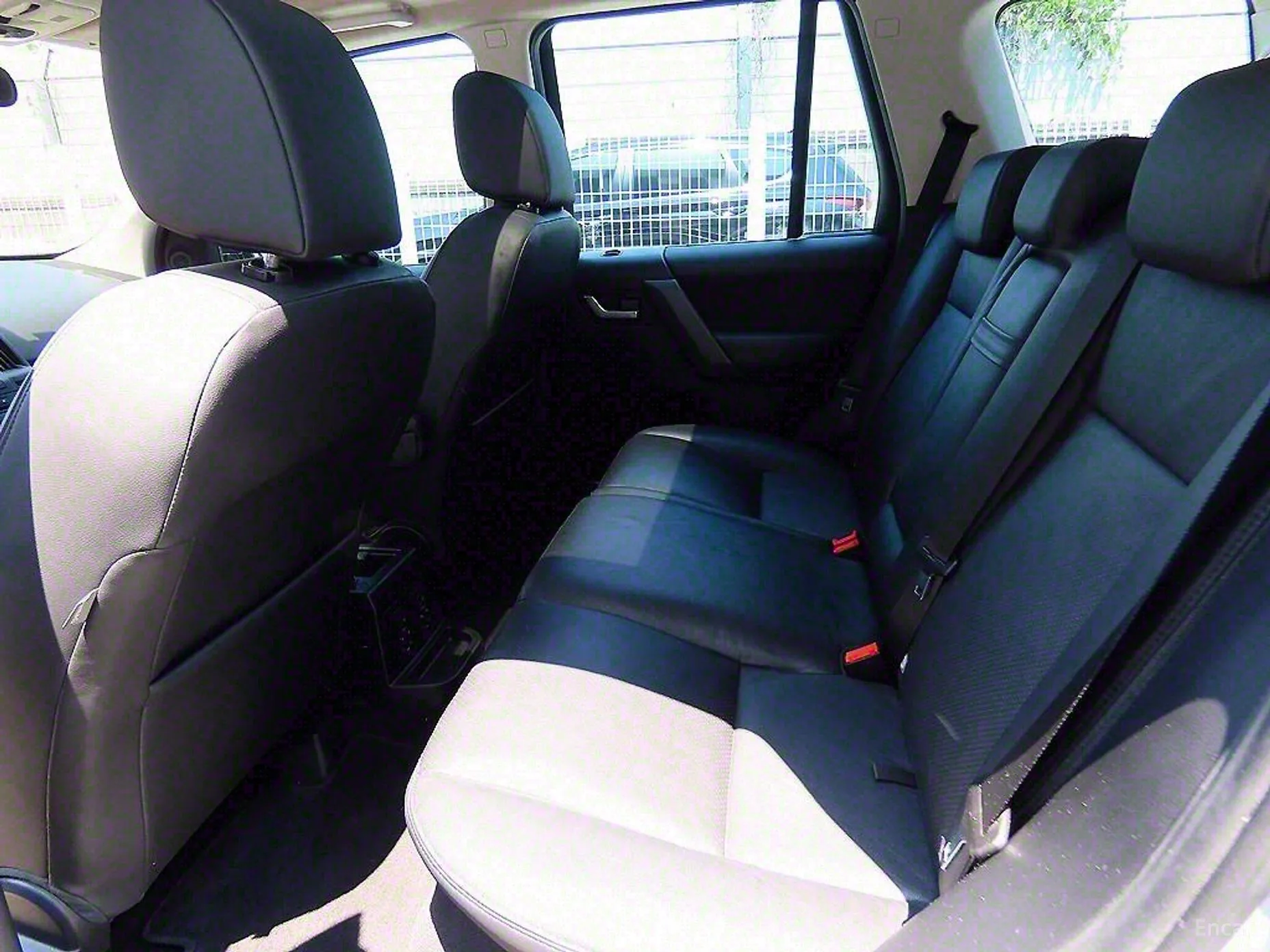 Land Rover Freelander 2 превью 4
