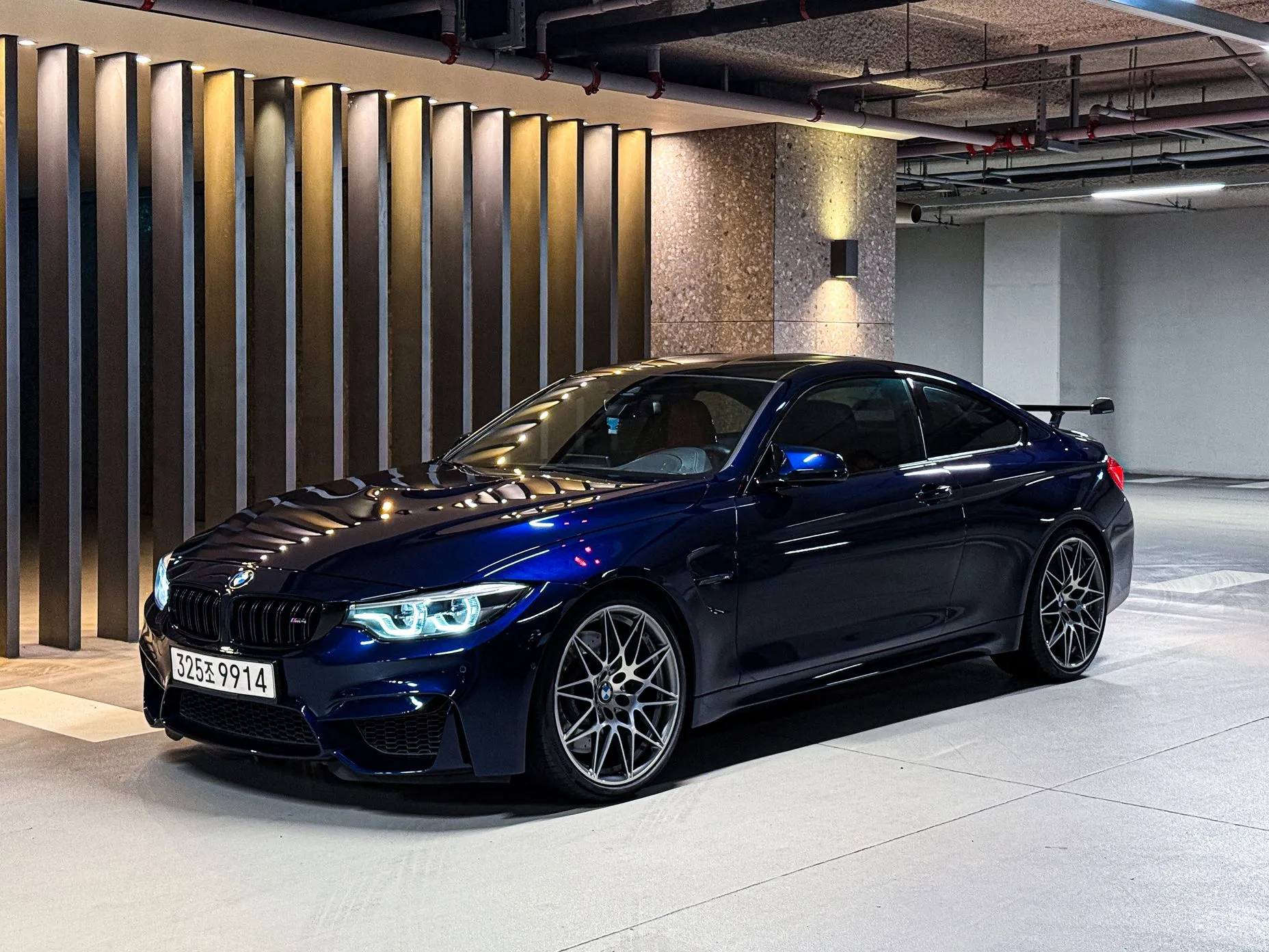 BMW M4 (F82)