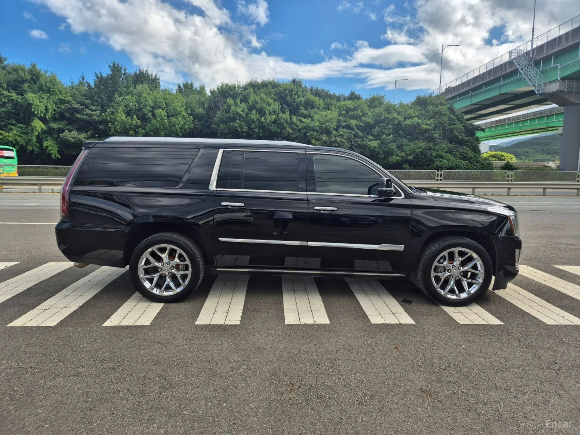 Cadillac Escalade превью 18
