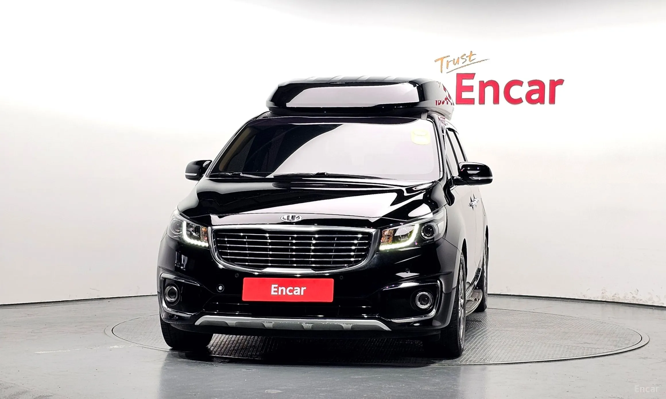 Kia Carnival превью 2