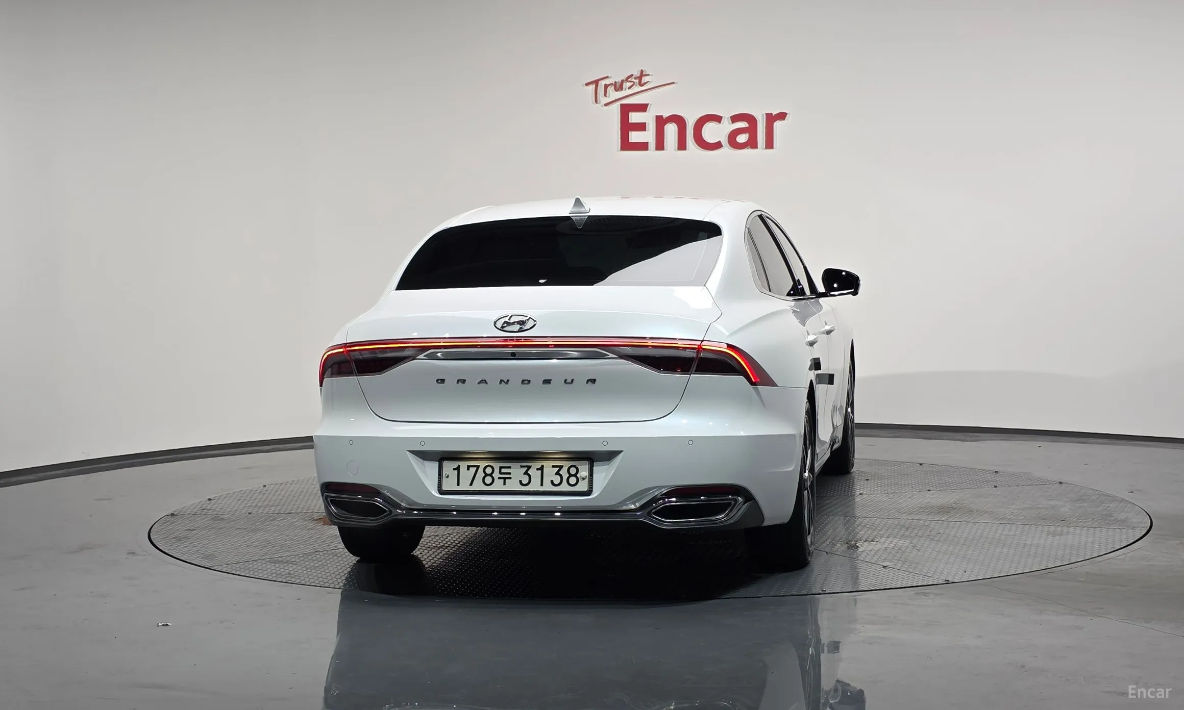 Hyundai Grandeur IG превью 3